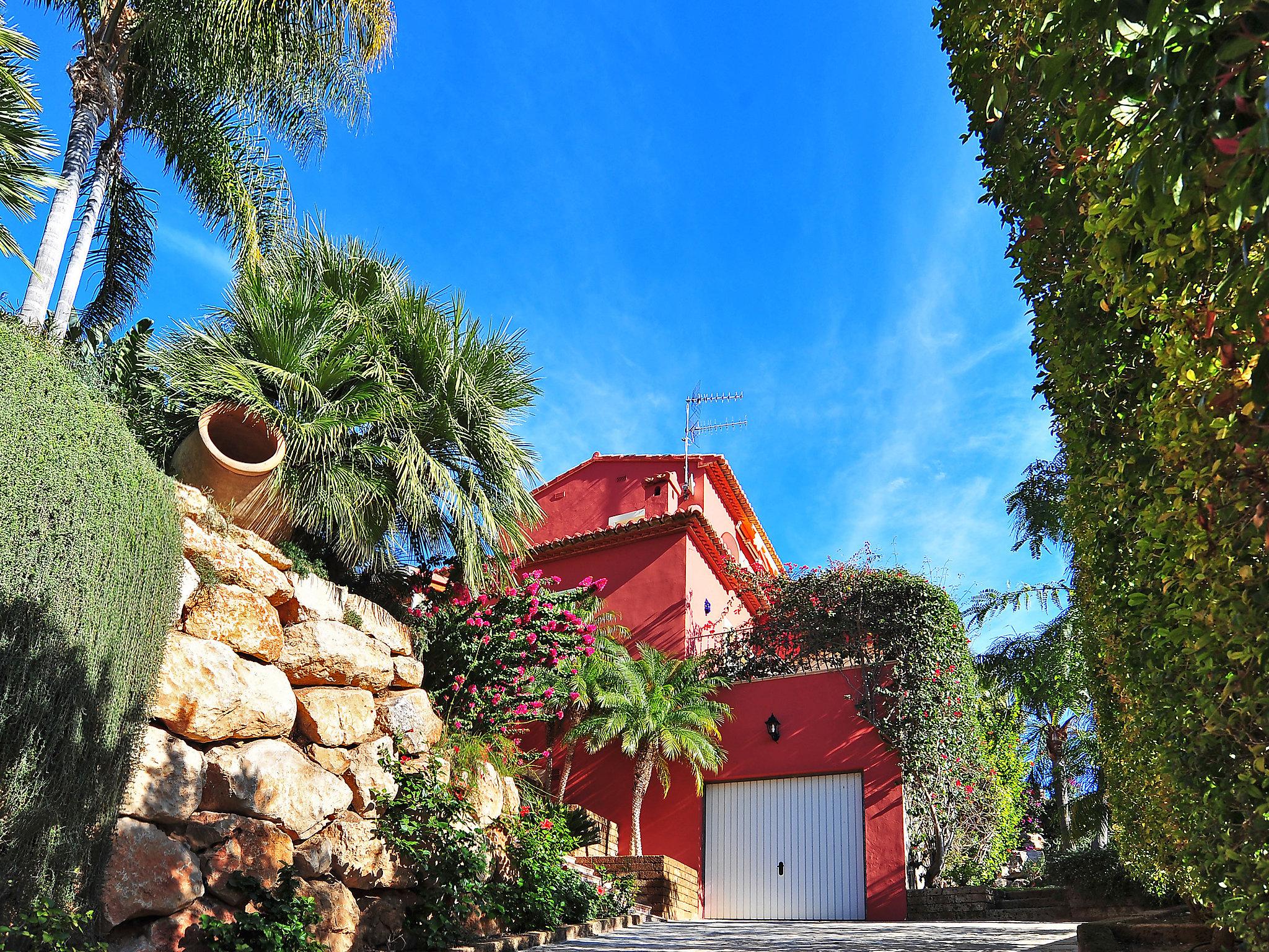 Foto 17 - Casa de 3 quartos em Jávea com piscina privada e jardim