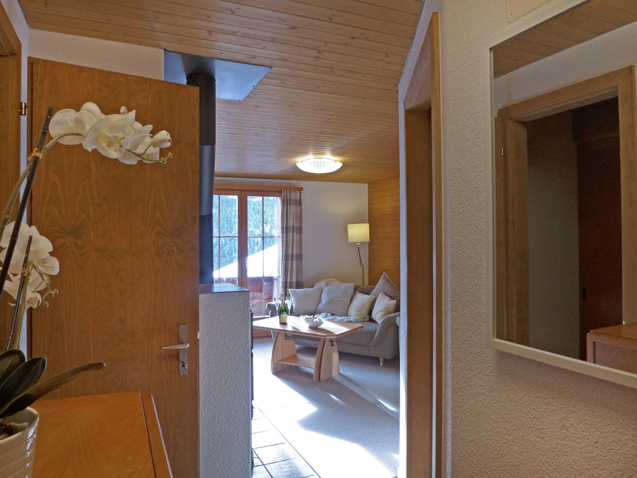 Foto 2 - Appartamento con 1 camera da letto a Lauterbrunnen con vista sulle montagne