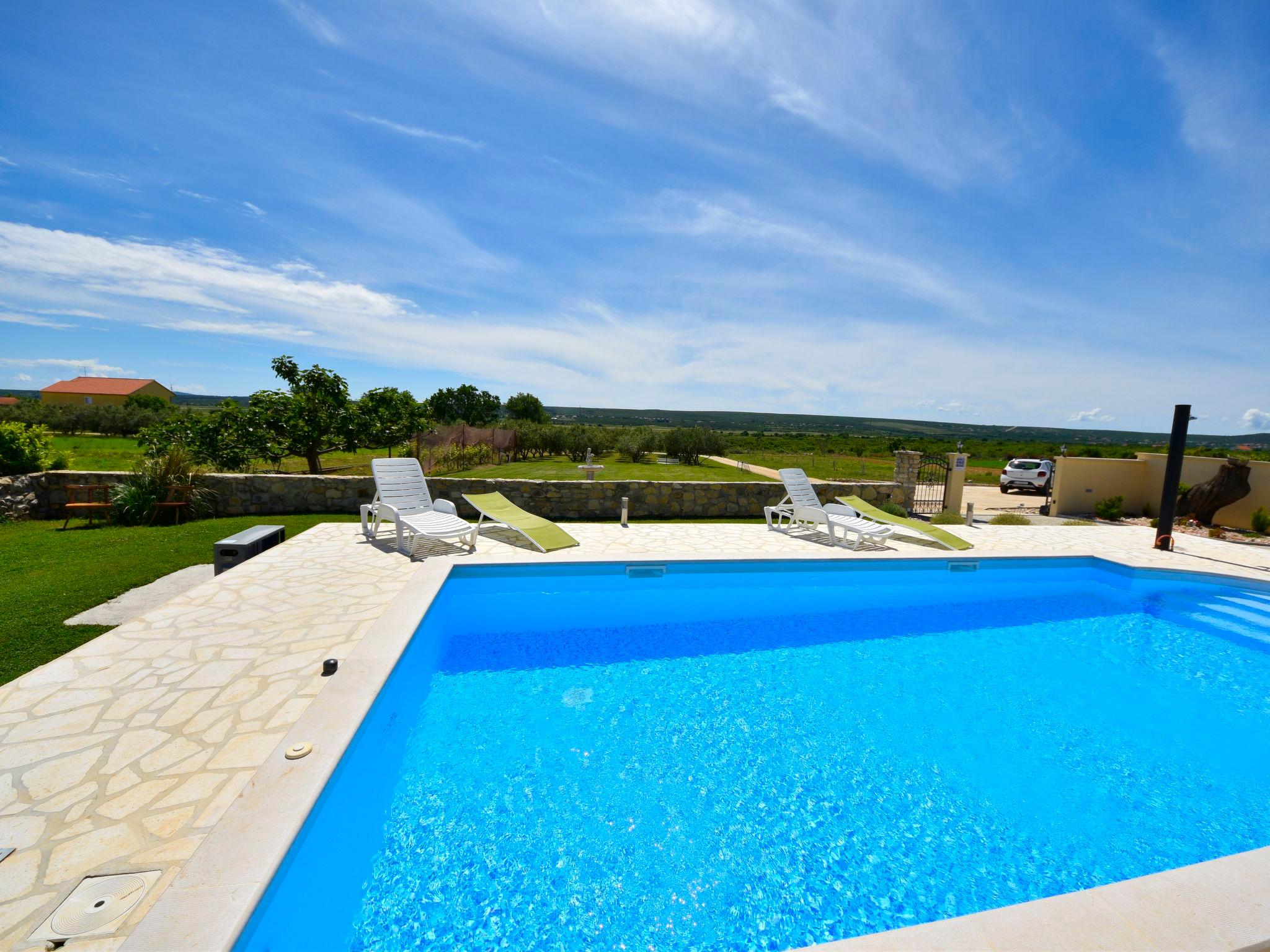Photo 39 - 5 bedroom House in Benkovac with private pool and sea view