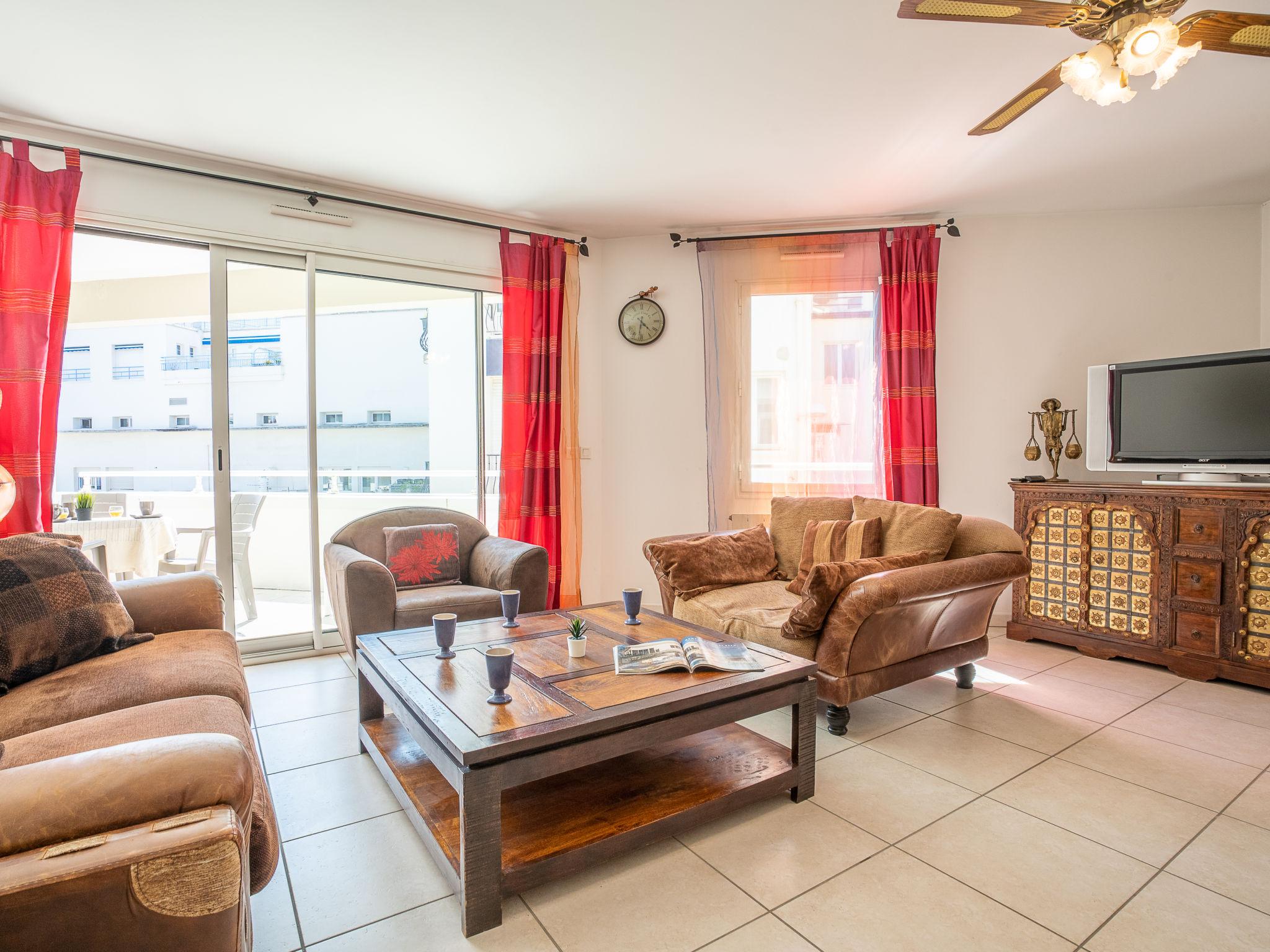 Photo 9 - 2 bedroom Apartment in Saint-Jean-de-Luz with terrace