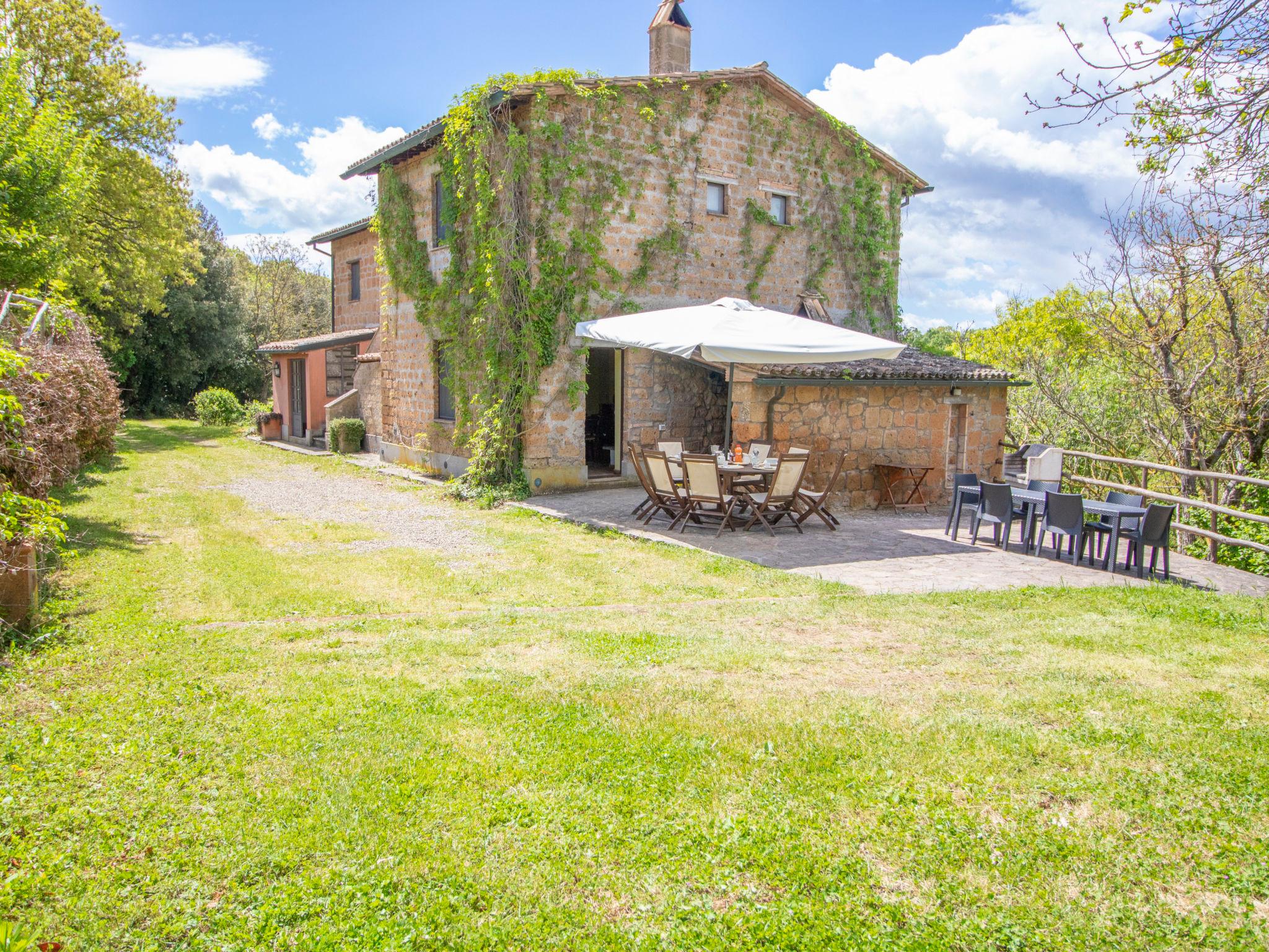 Foto 31 - Casa con 6 camere da letto a Acquapendente con piscina privata e giardino