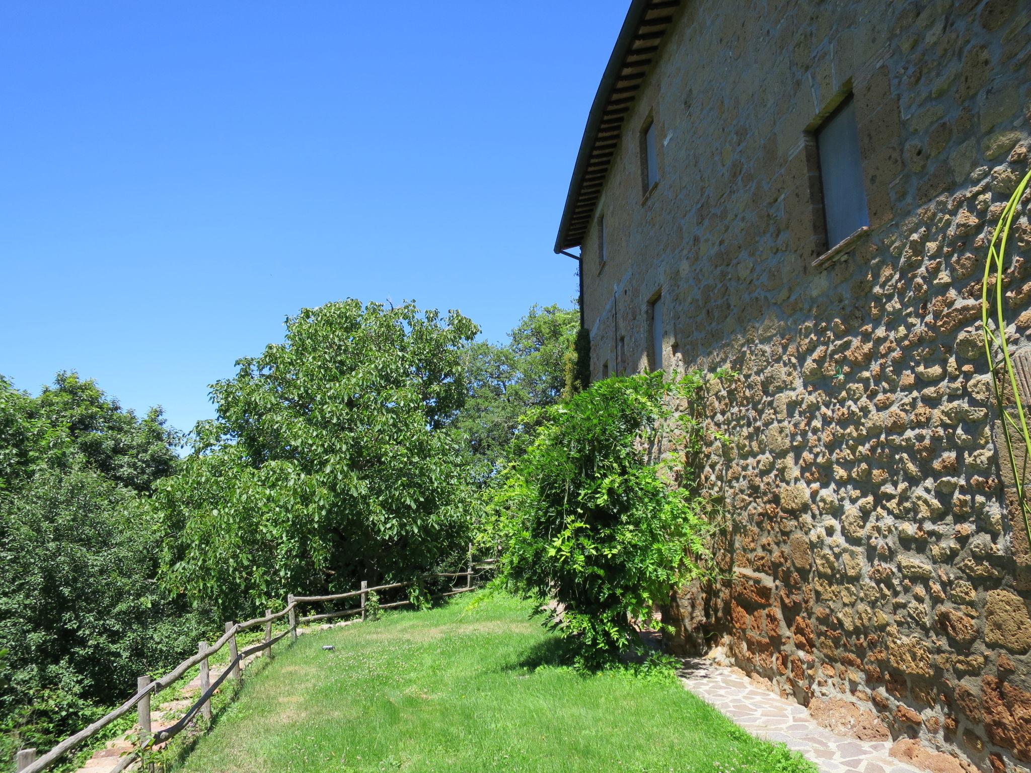 Photo 39 - Maison de 6 chambres à Acquapendente avec piscine privée et jardin