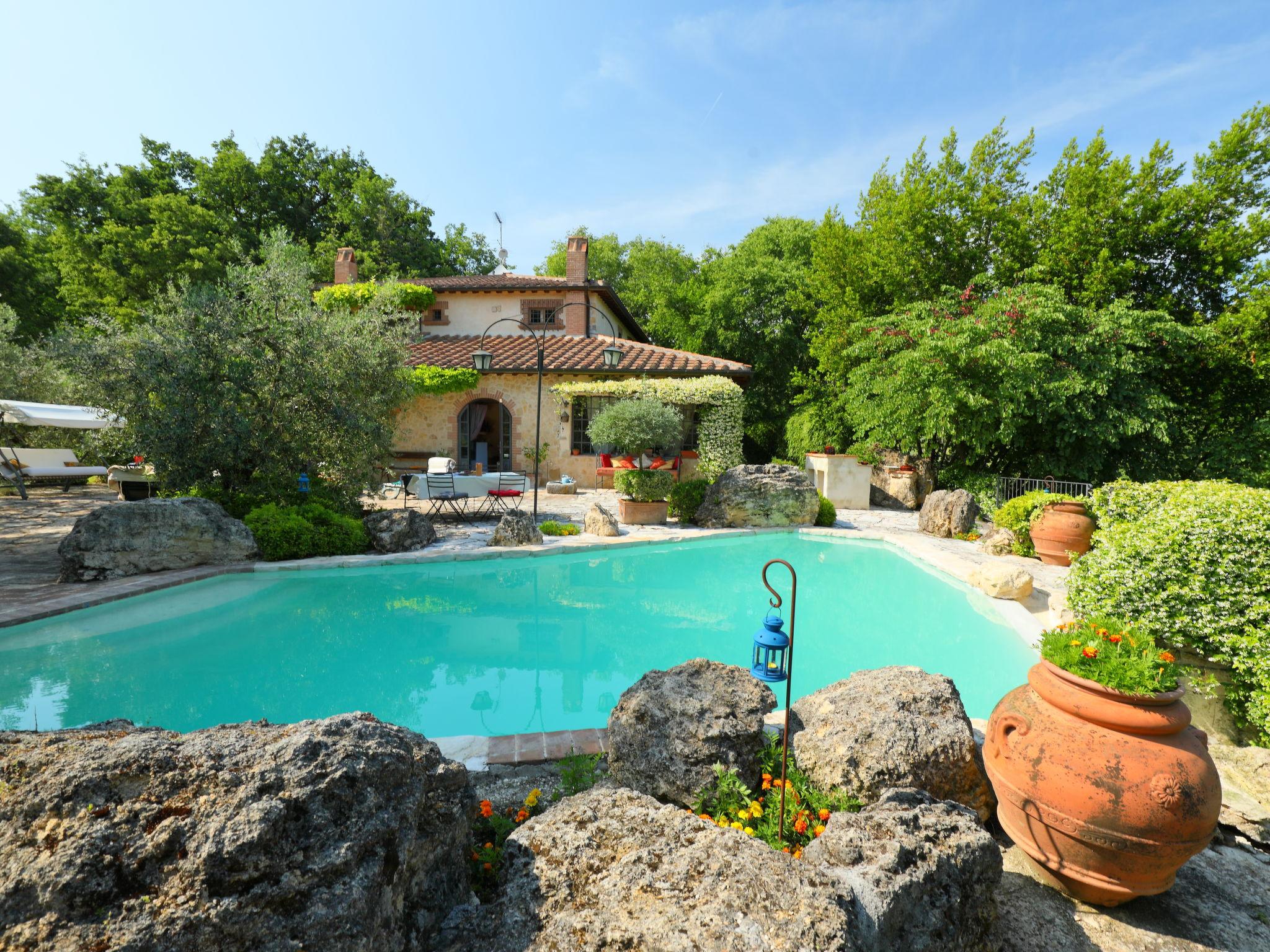 Photo 1 - Maison de 4 chambres à Penna in Teverina avec piscine privée et jardin