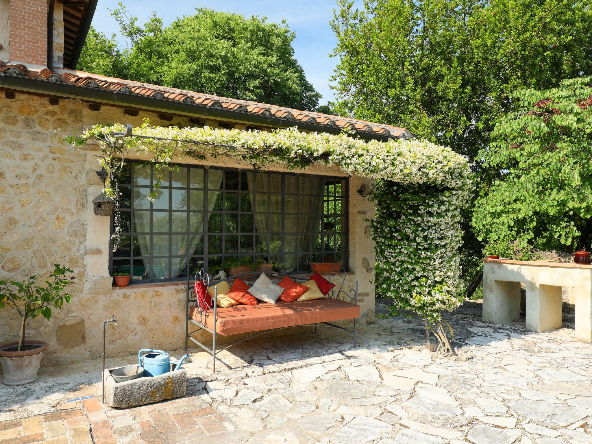 Foto 2 - Casa con 4 camere da letto a Penna in Teverina con piscina privata e giardino