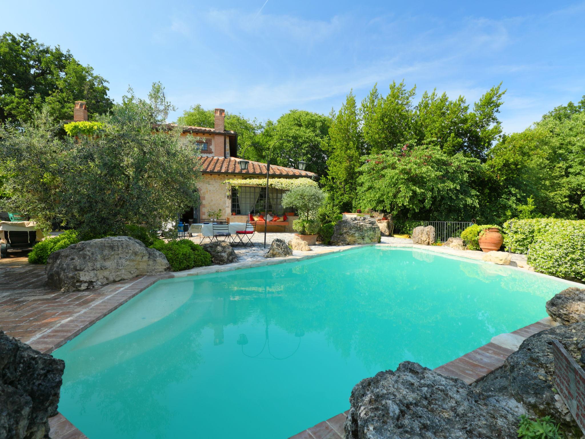 Photo 33 - Maison de 4 chambres à Penna in Teverina avec piscine privée et jardin