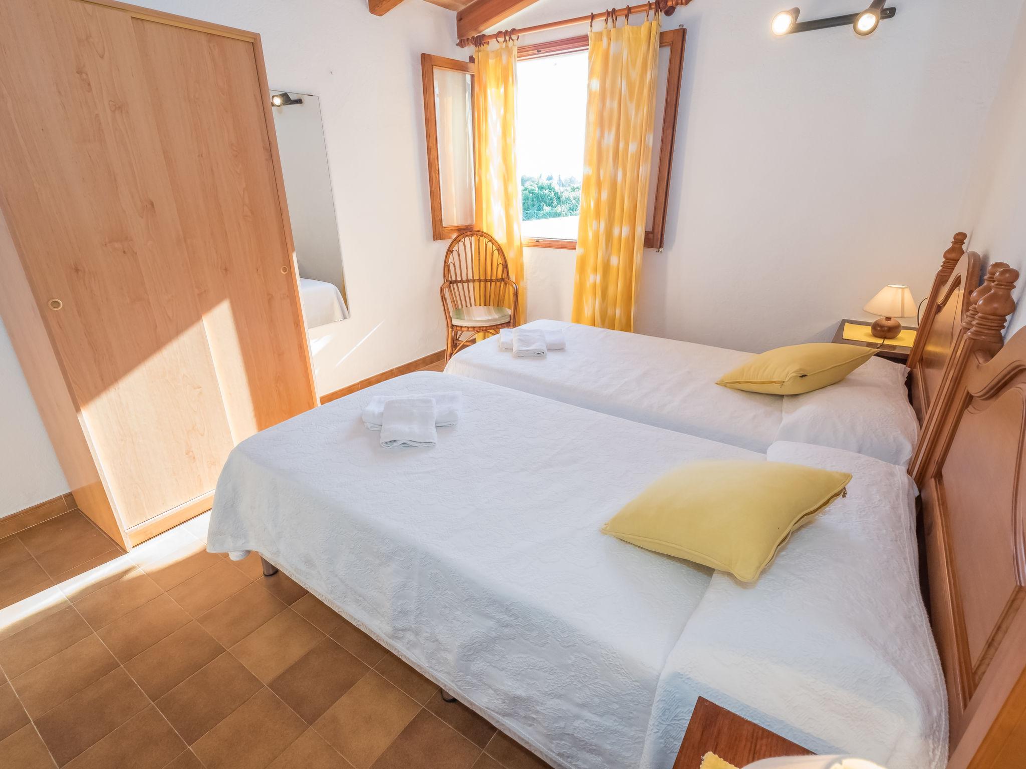 Foto 10 - Haus mit 2 Schlafzimmern in Pollença mit garten und terrasse