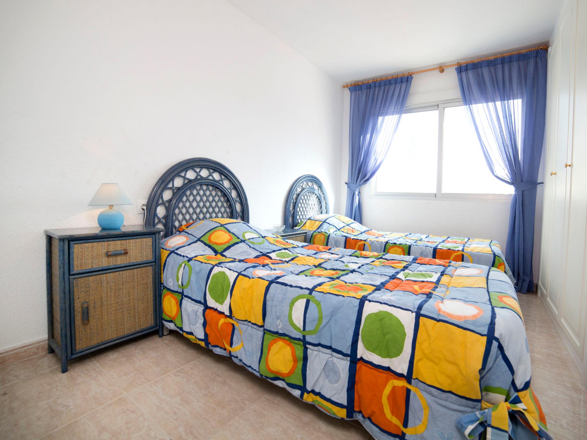 Photo 14 - 2 bedroom Apartment in Calp with swimming pool and sea view