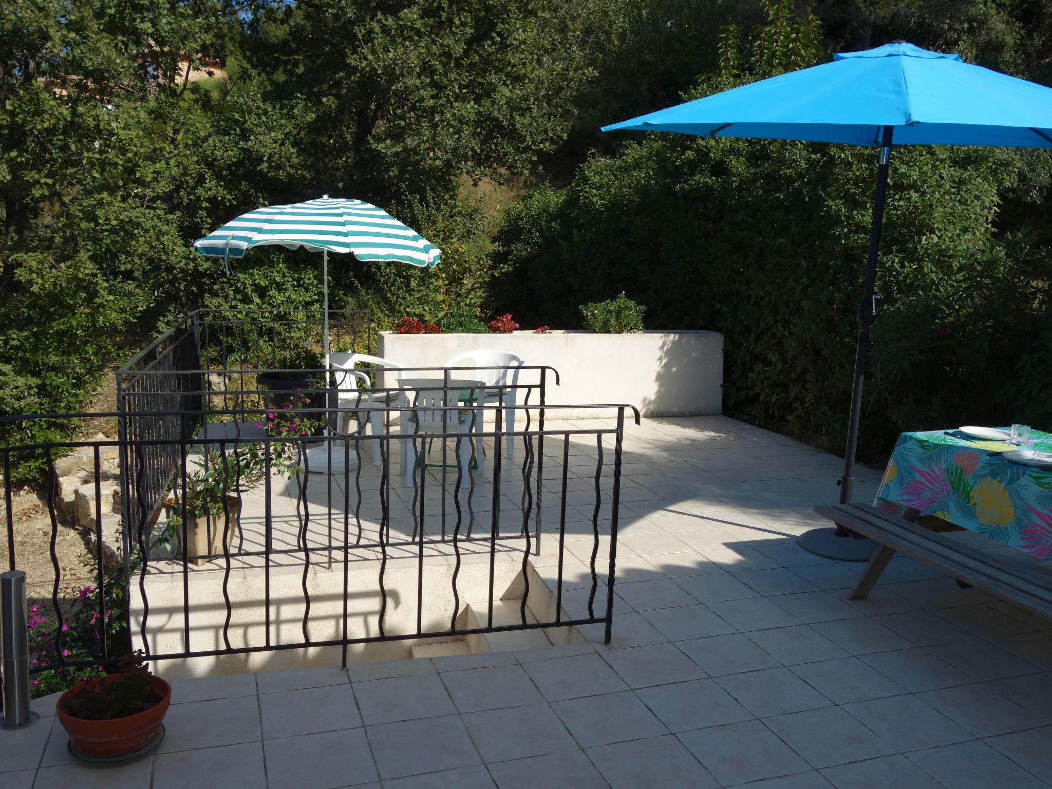 Foto 17 - Casa de 3 quartos em La Cadière-d'Azur com piscina privada e jardim