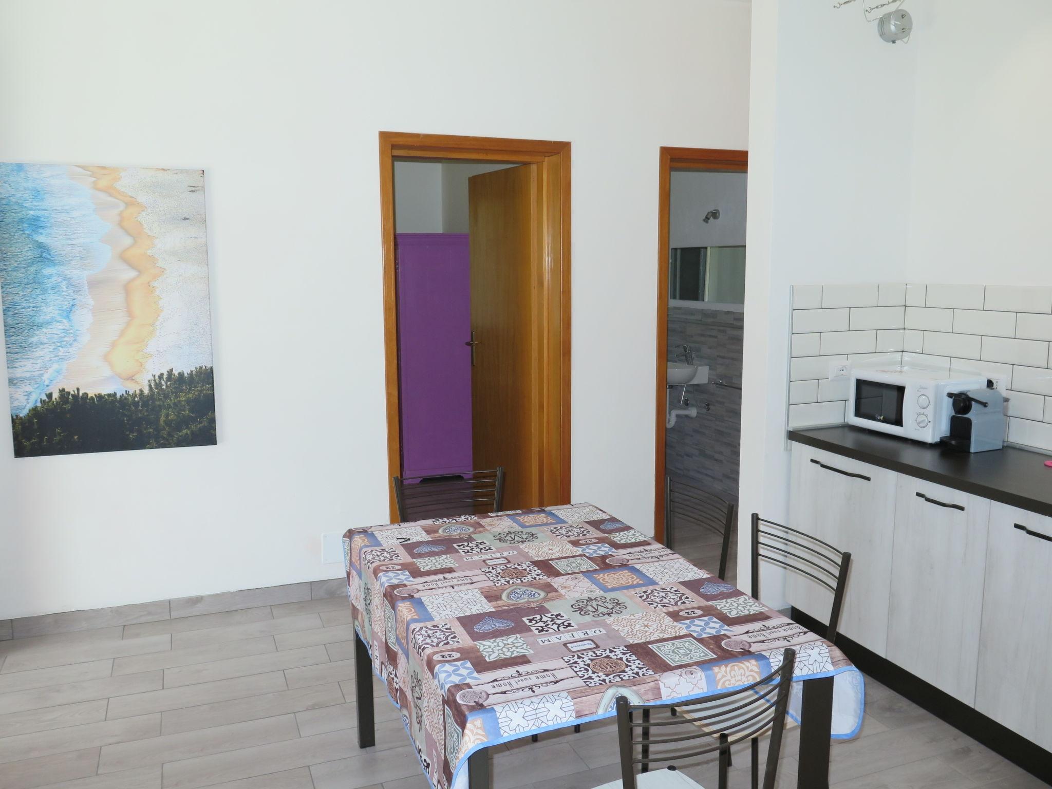 Foto 9 - Apartamento de 2 quartos em Capoliveri com piscina e jardim