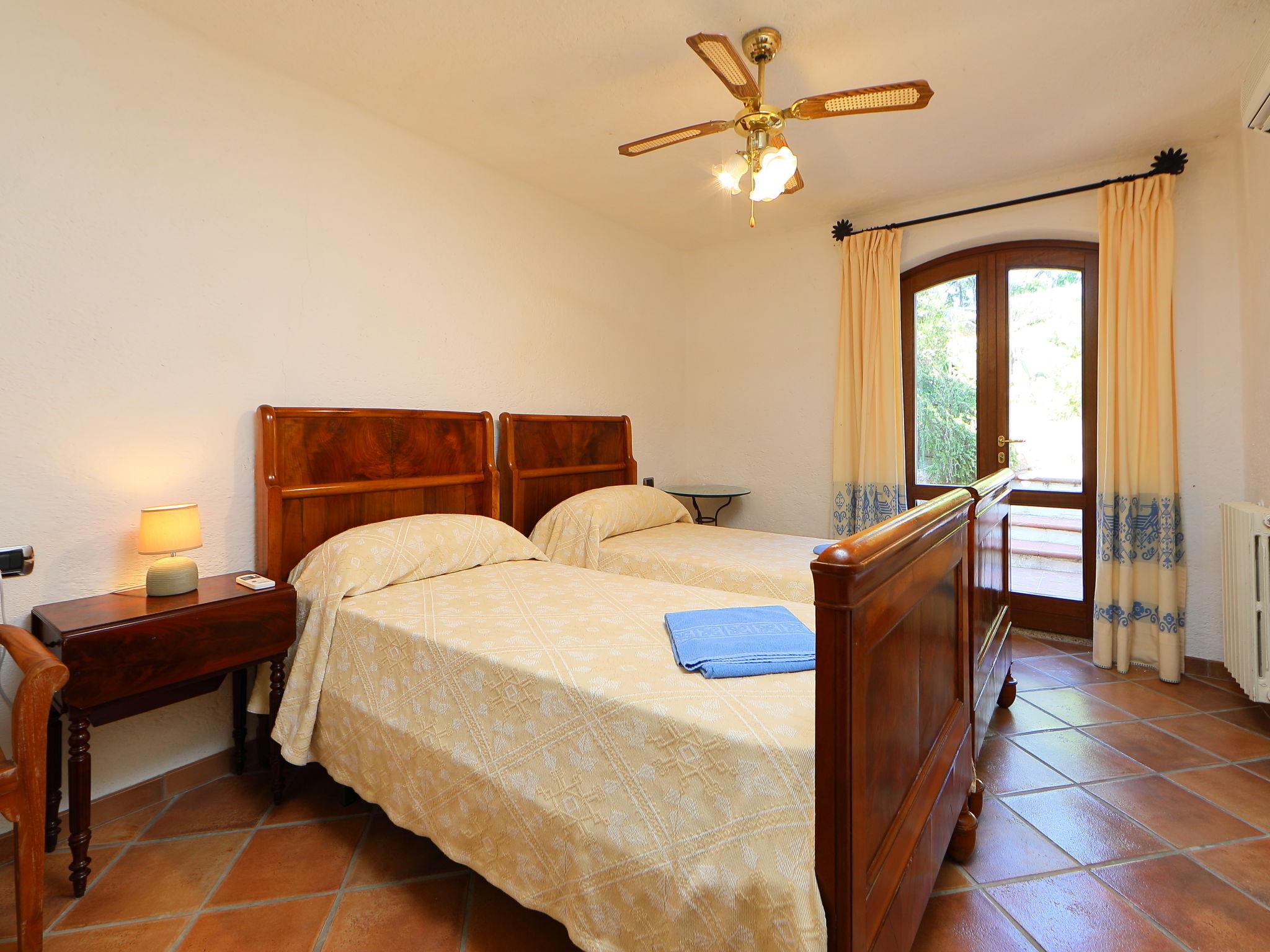 Foto 17 - Casa con 5 camere da letto a Santa Teresa Gallura con piscina privata e vista mare