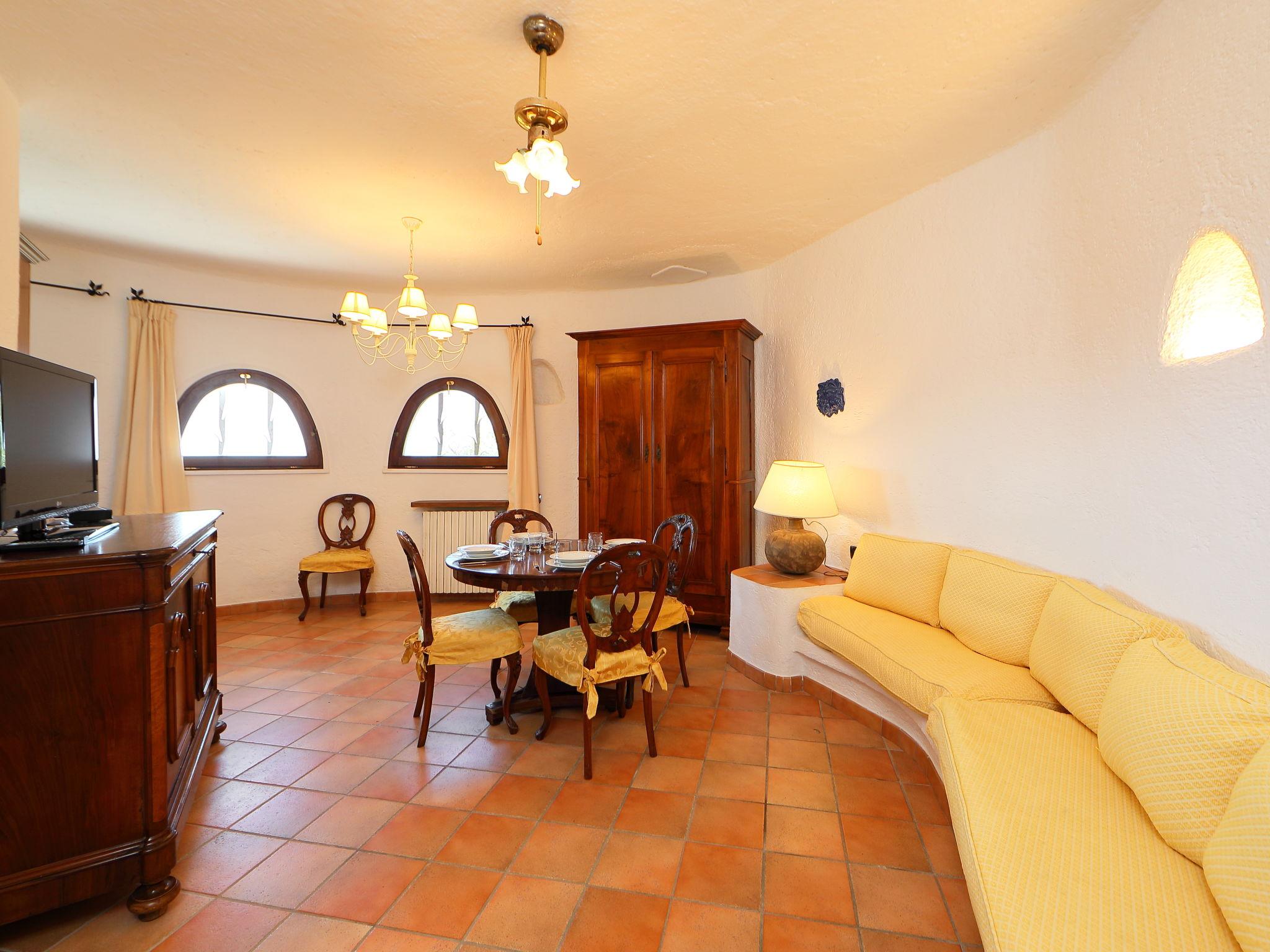 Photo 22 - 5 bedroom House in Santa Teresa Gallura with private pool and sea view