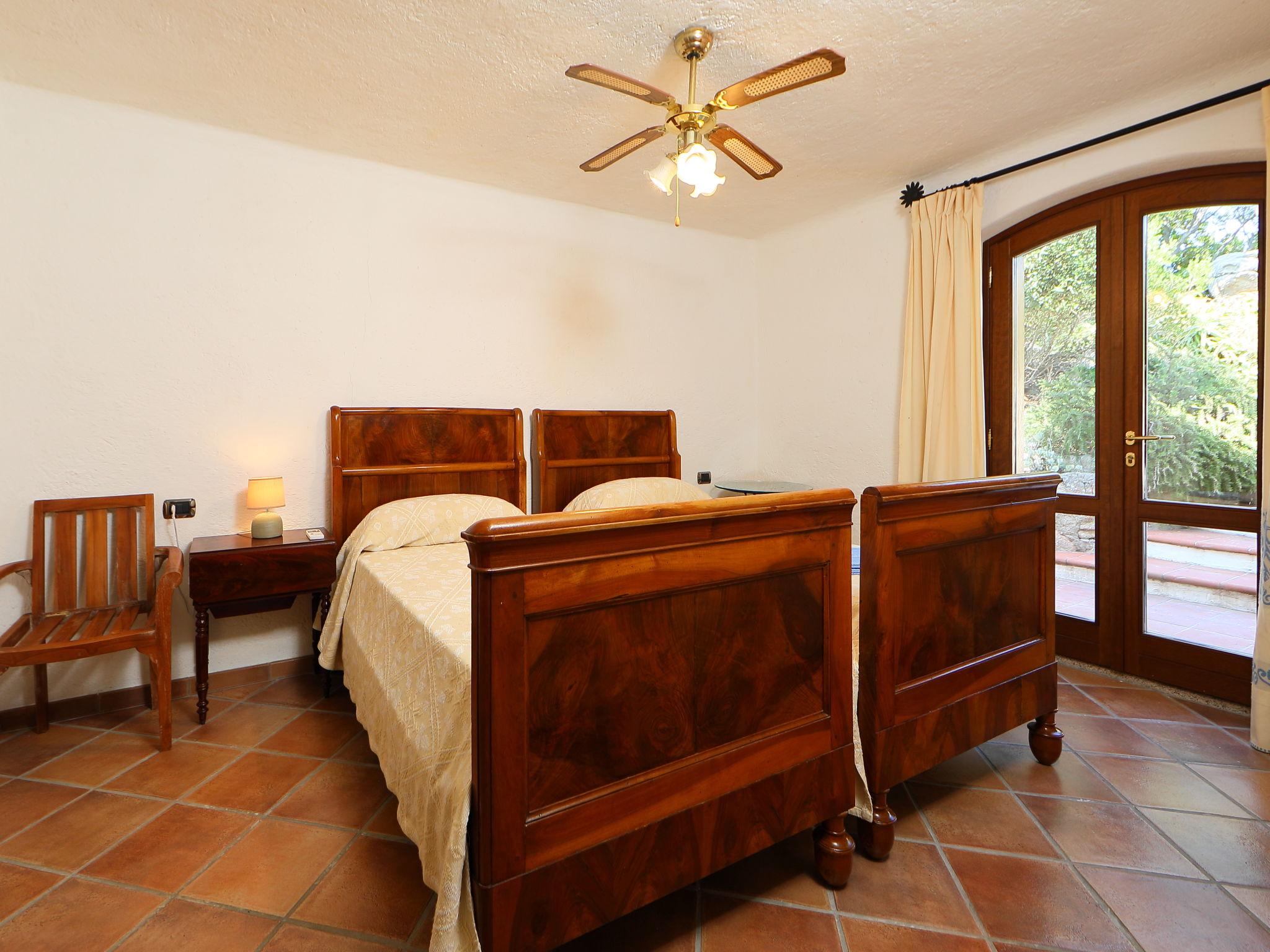 Photo 18 - 5 bedroom House in Santa Teresa Gallura with private pool and sea view