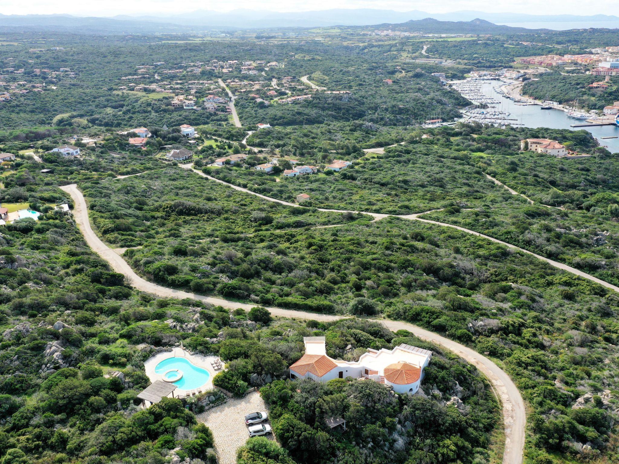 Photo 40 - 5 bedroom House in Santa Teresa Gallura with private pool and garden