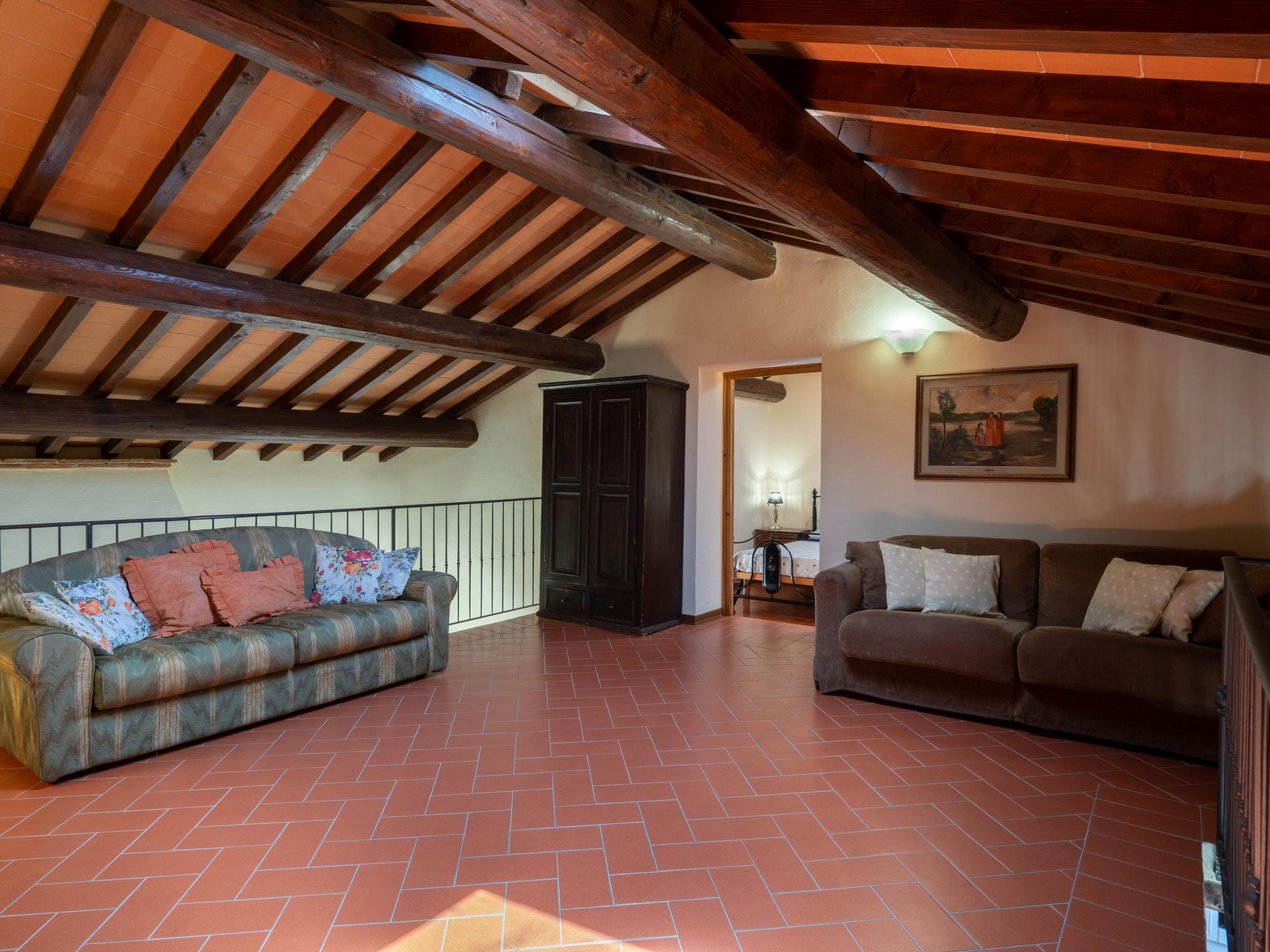 Photo 11 - 5 bedroom House in Dicomano with private pool and garden