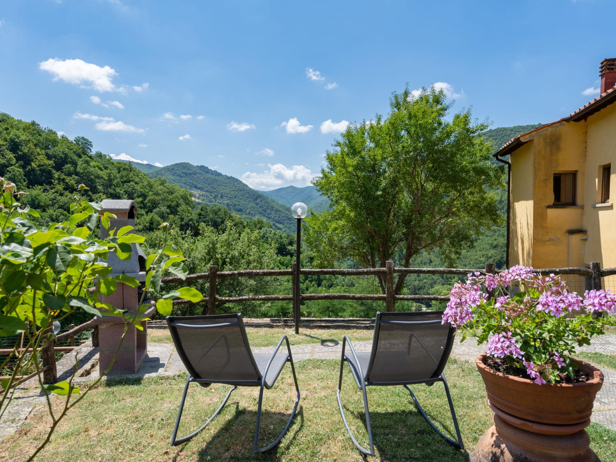 Foto 3 - Casa con 5 camere da letto a Dicomano con piscina privata e giardino