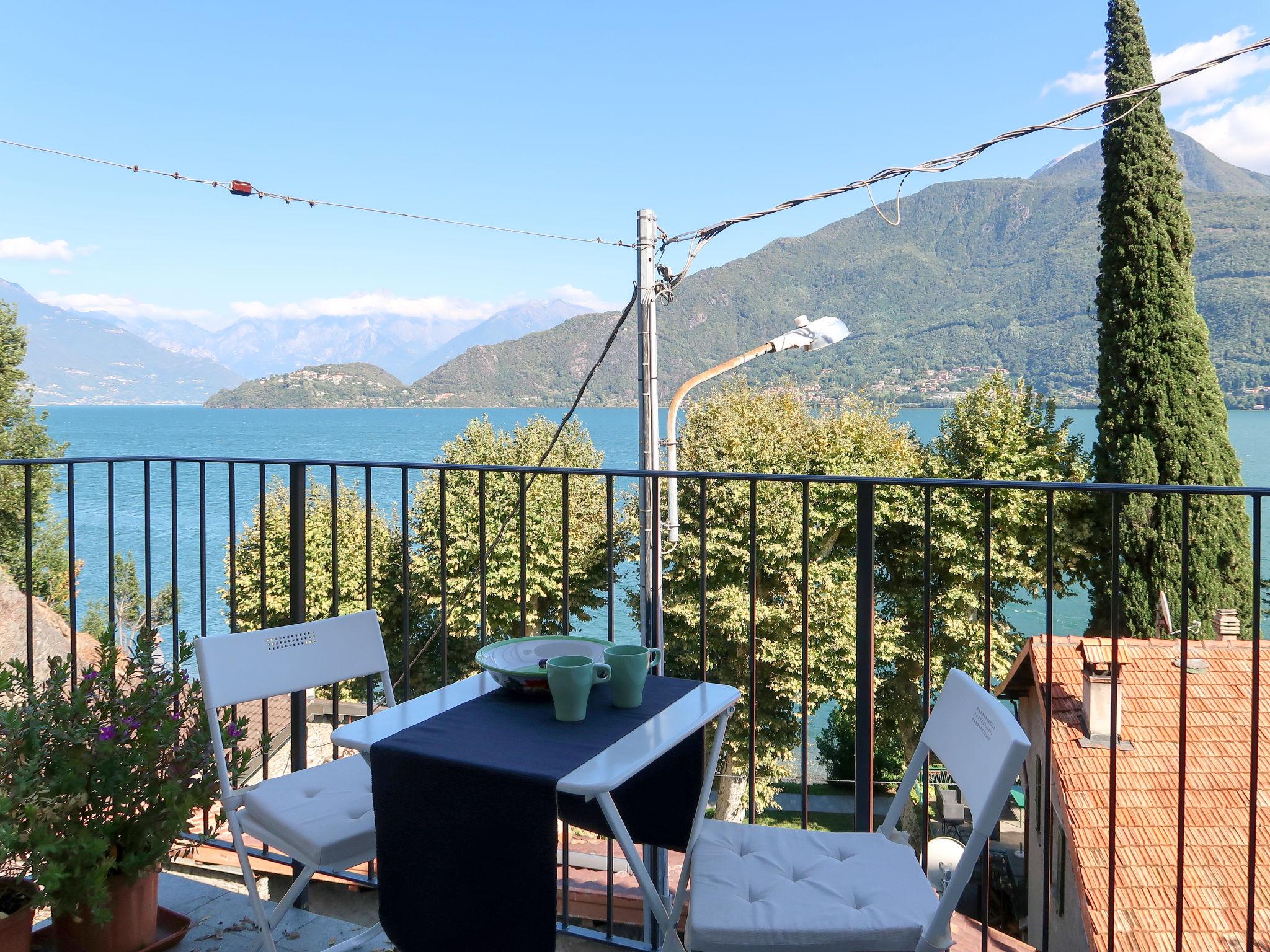 Photo 1 - Maison de 2 chambres à Pianello del Lario avec jardin et vues sur la montagne