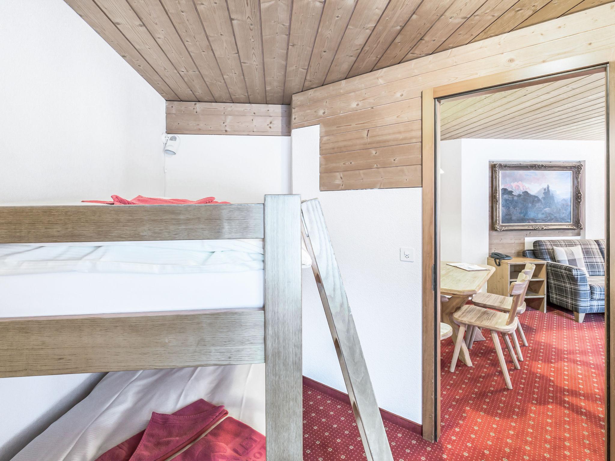 Foto 19 - Apartamento de 3 quartos em Grindelwald com vista para a montanha