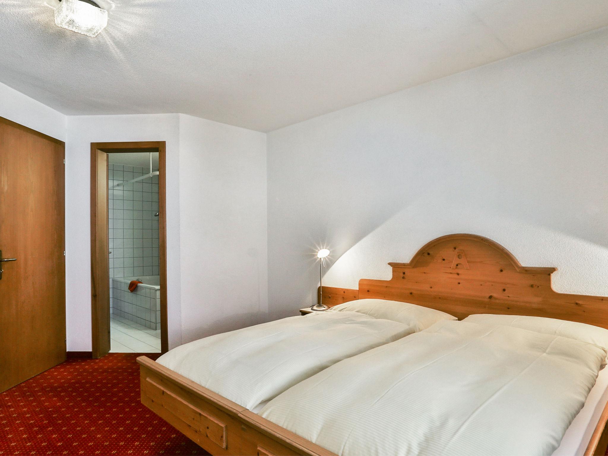 Foto 19 - Apartamento de 3 quartos em Grindelwald com jardim