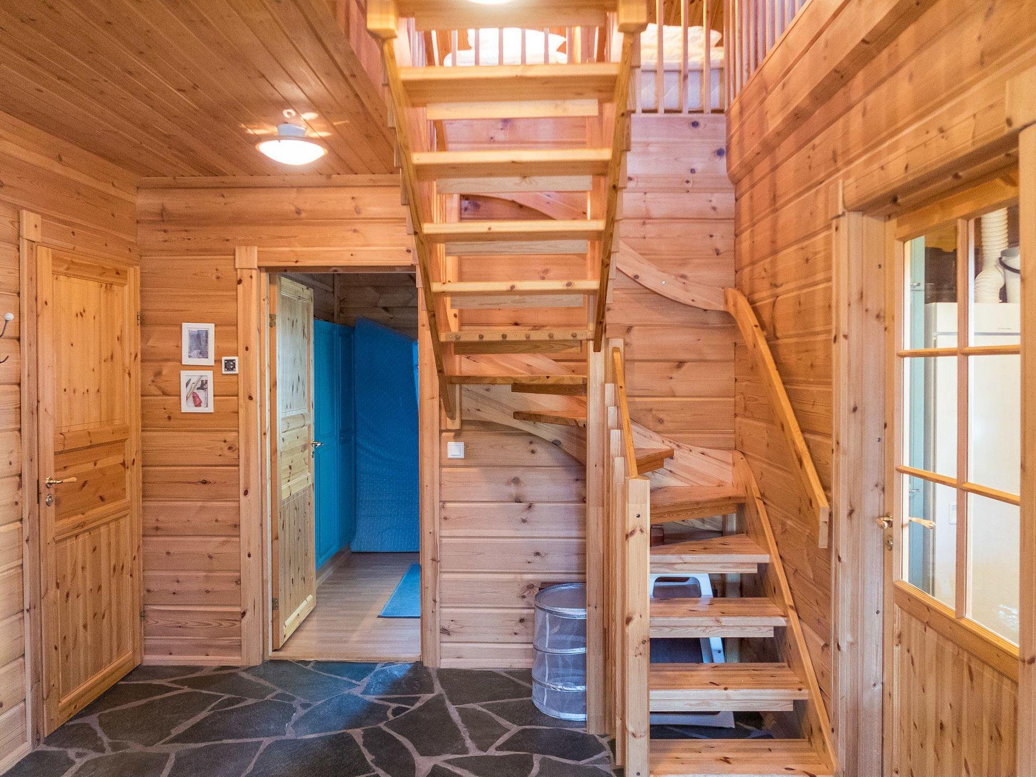Foto 14 - Casa de 1 habitación en Kuusamo con sauna y vistas a la montaña