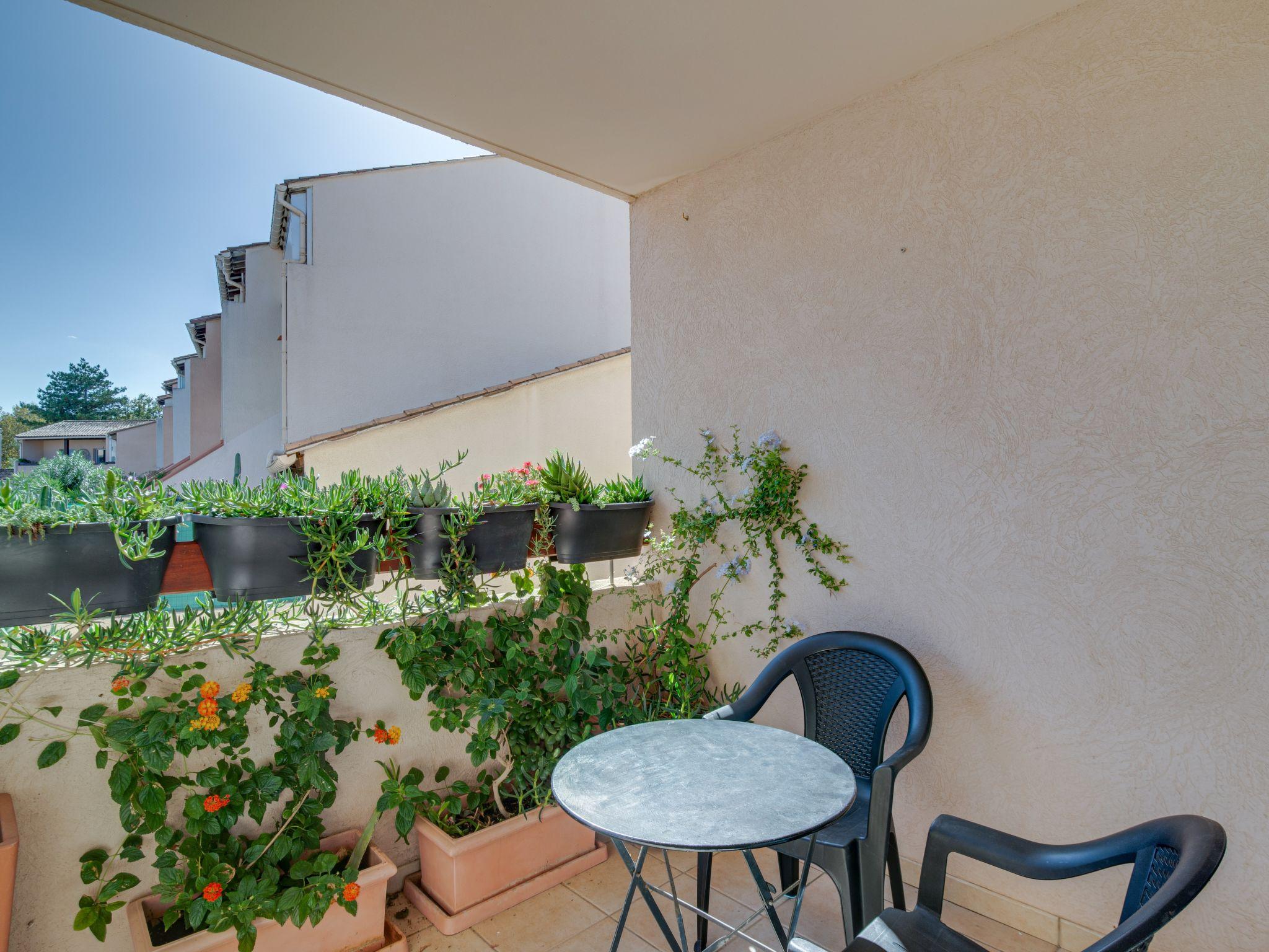 Photo 13 - 2 bedroom Apartment in Saint-Cyprien with swimming pool and sea view