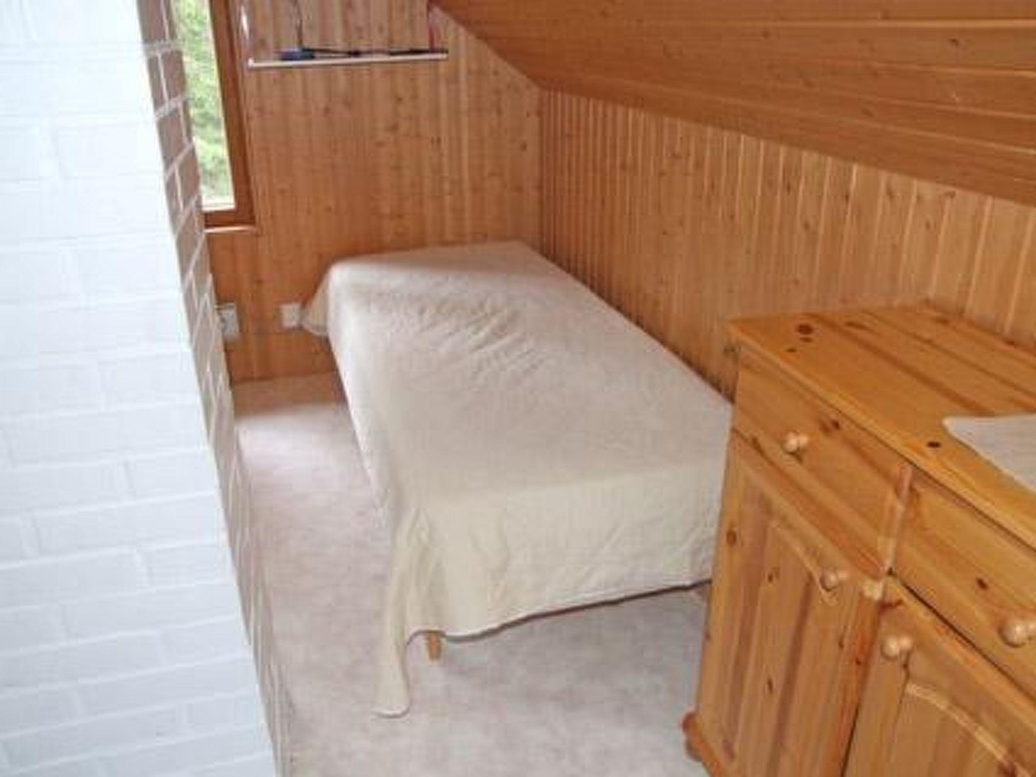 Foto 11 - Haus mit 1 Schlafzimmer in Kuusamo mit sauna und blick auf die berge