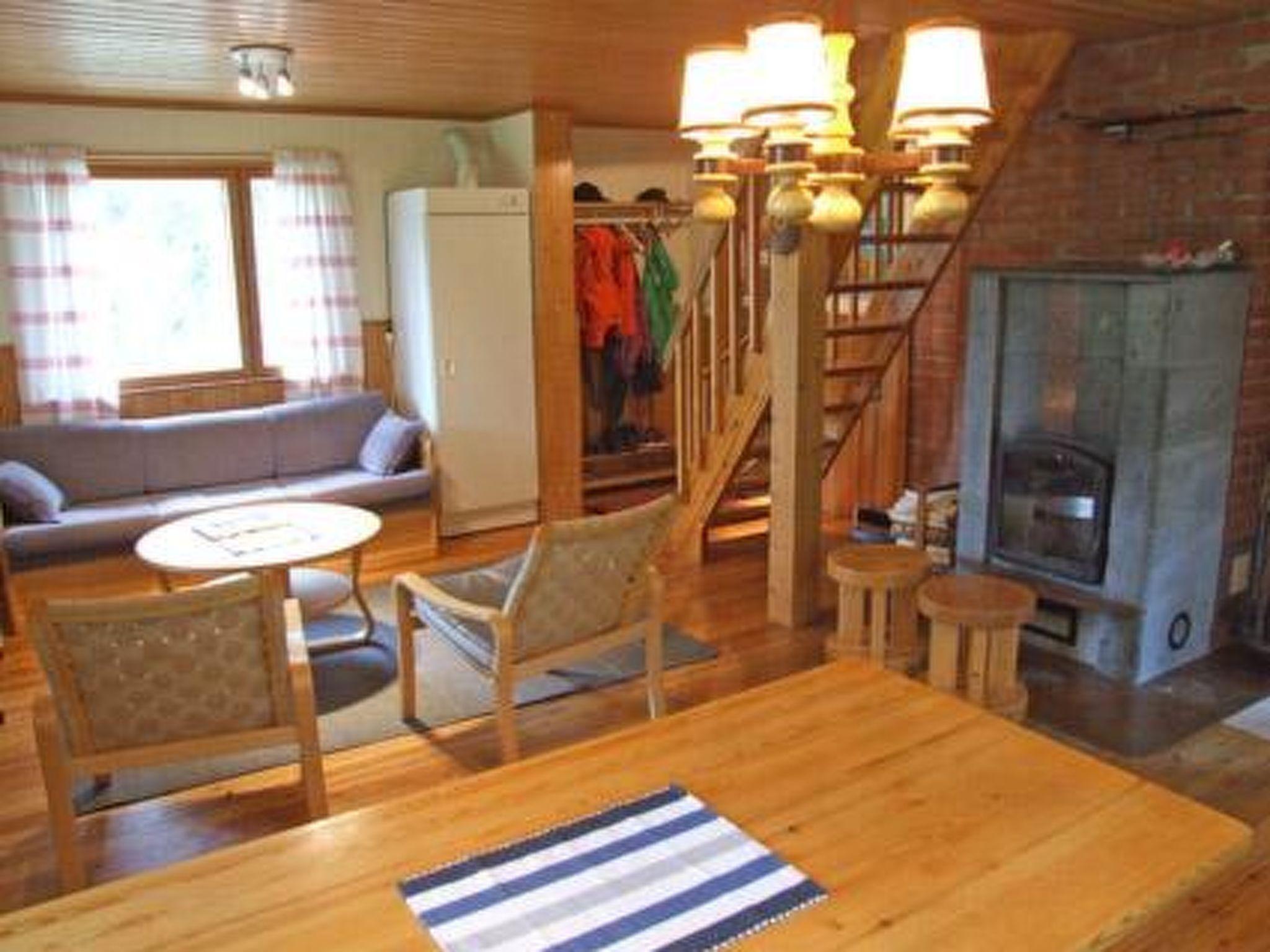 Foto 6 - Haus mit 1 Schlafzimmer in Kuusamo mit sauna und blick auf die berge