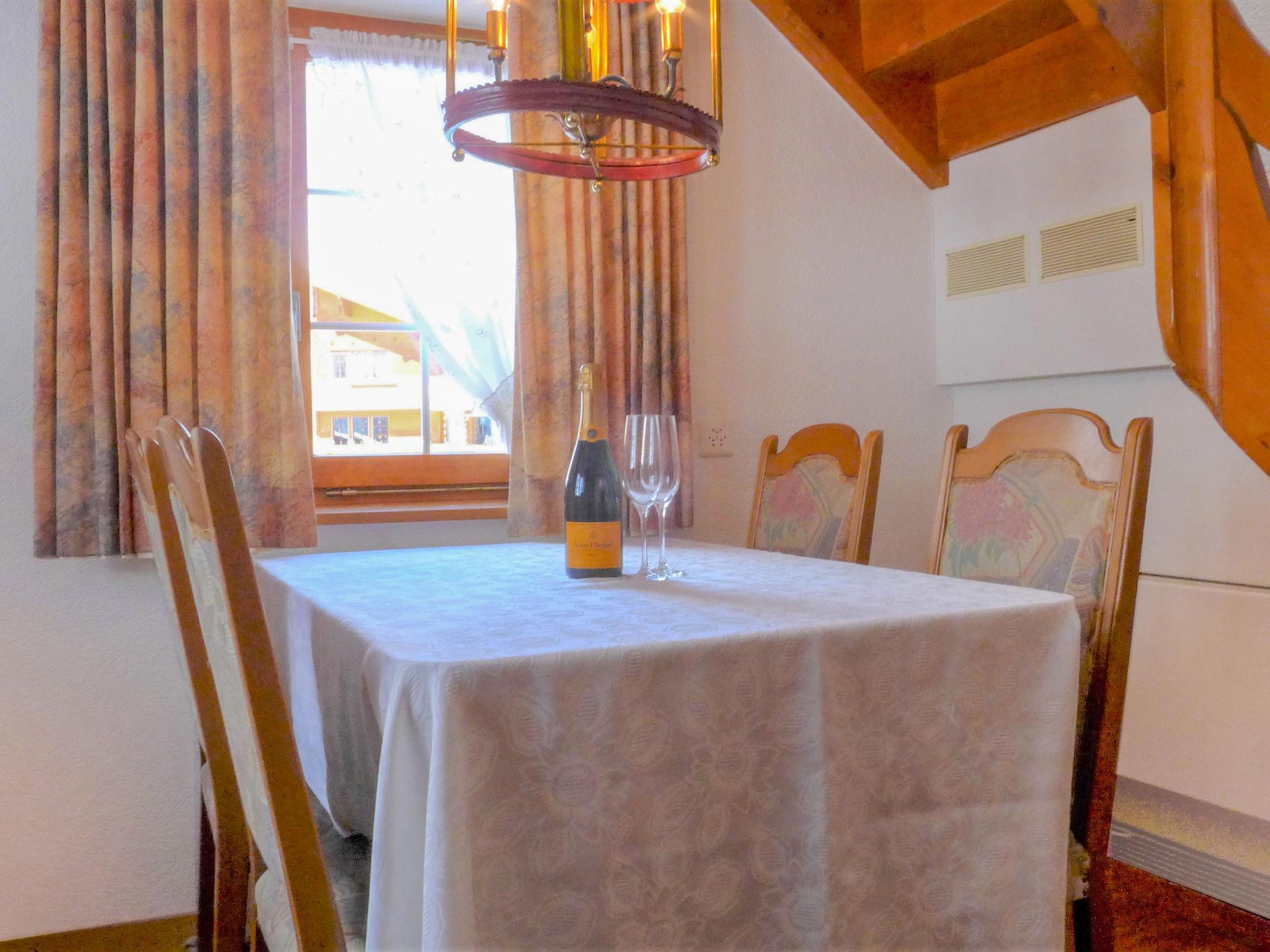 Photo 5 - 2 bedroom Apartment in Zermatt with mountain view