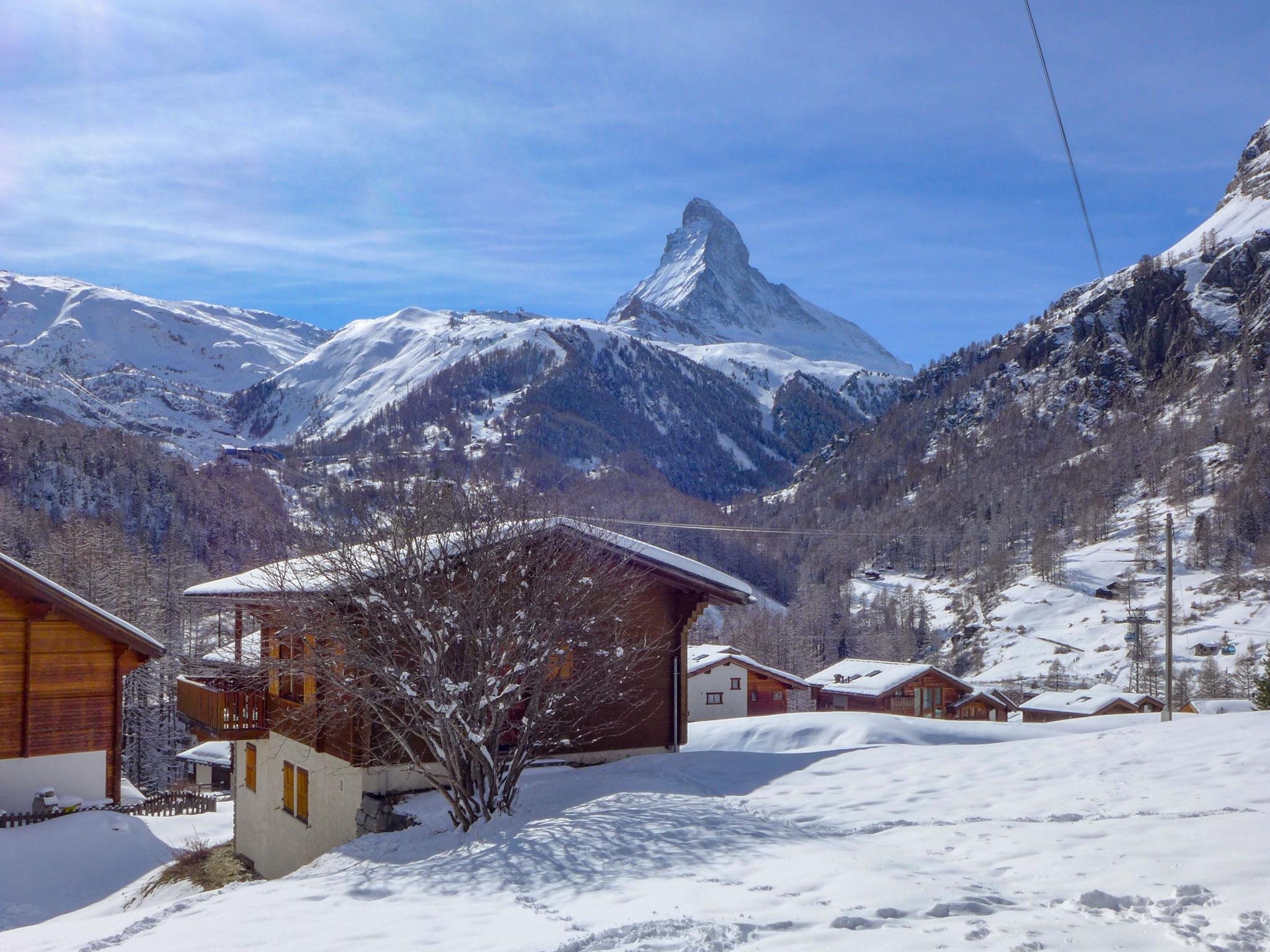 Photo 16 - Appartement de 2 chambres à Zermatt avec vues sur la montagne