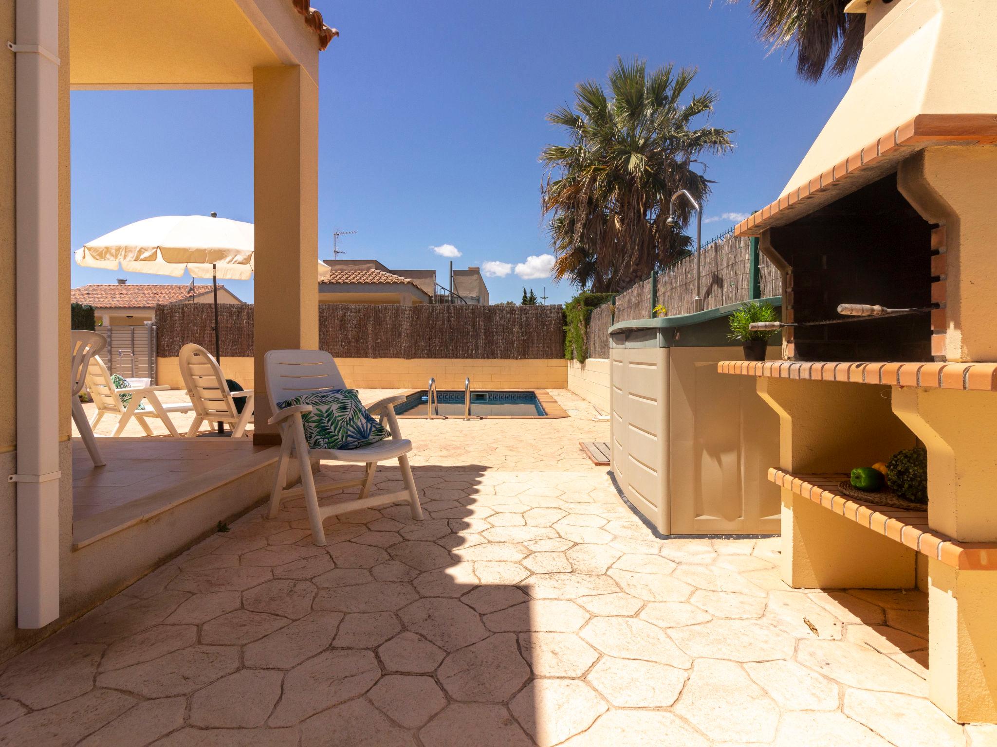 Foto 20 - Casa de 3 habitaciones en Deltebre con piscina privada y vistas al mar