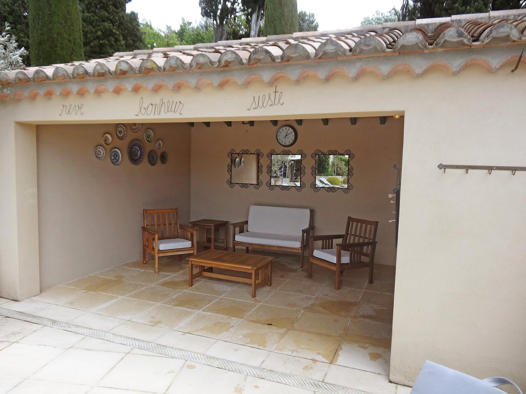 Photo 16 - 4 bedroom House in Velleron with private pool and garden