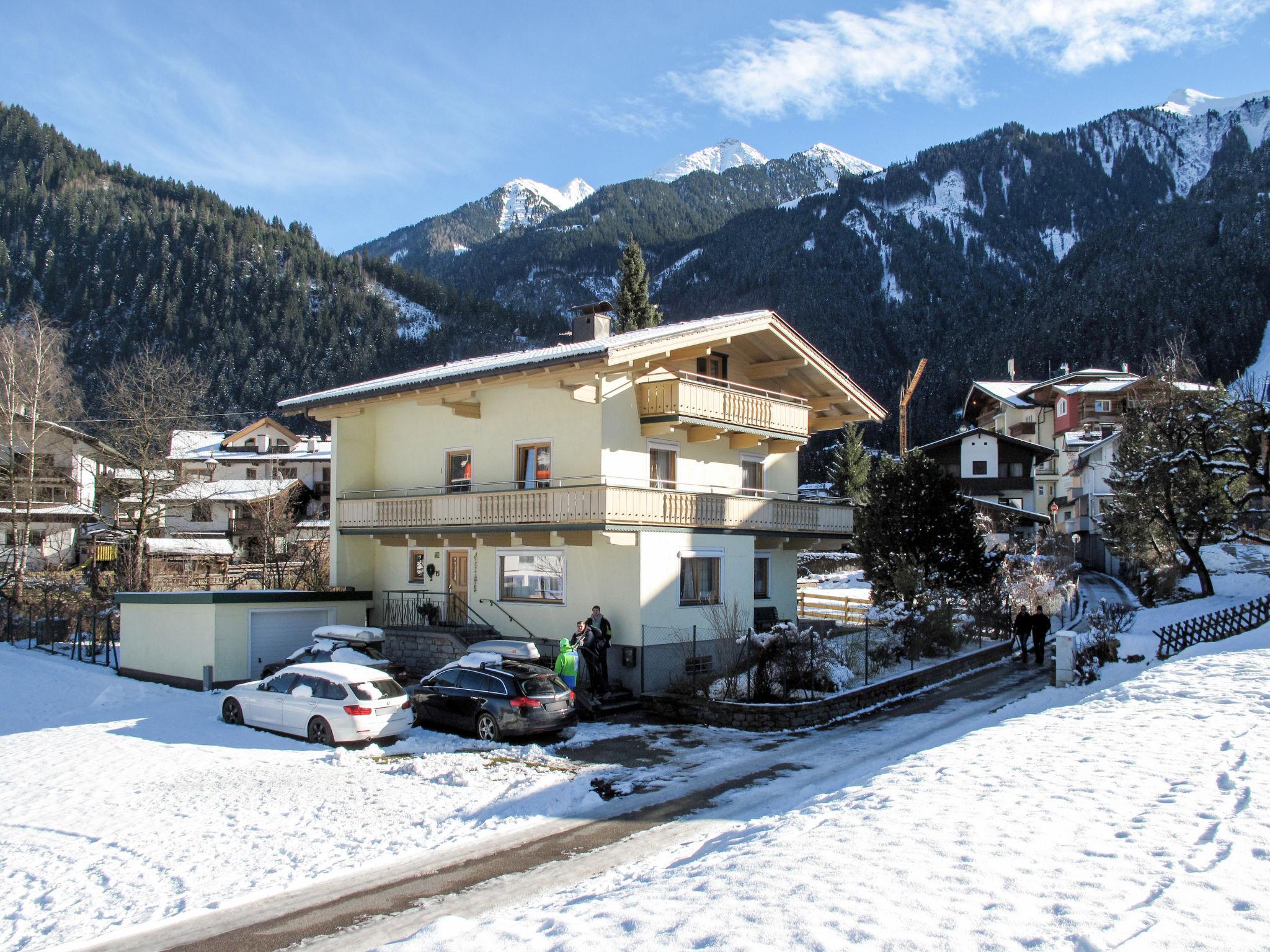 Foto 18 - Apartamento de 2 habitaciones en Mayrhofen con jardín y terraza