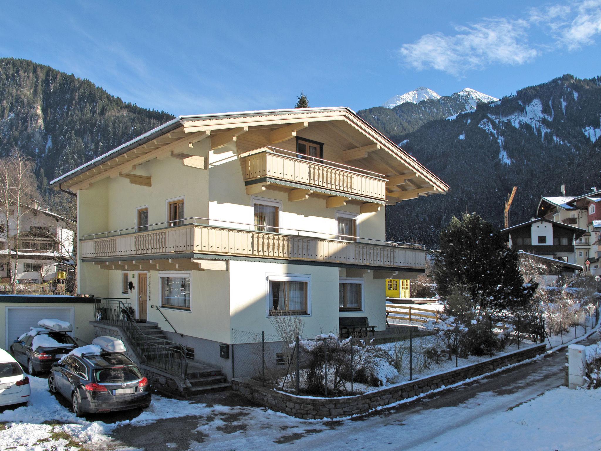 Foto 19 - Apartamento de 2 quartos em Mayrhofen com jardim e terraço