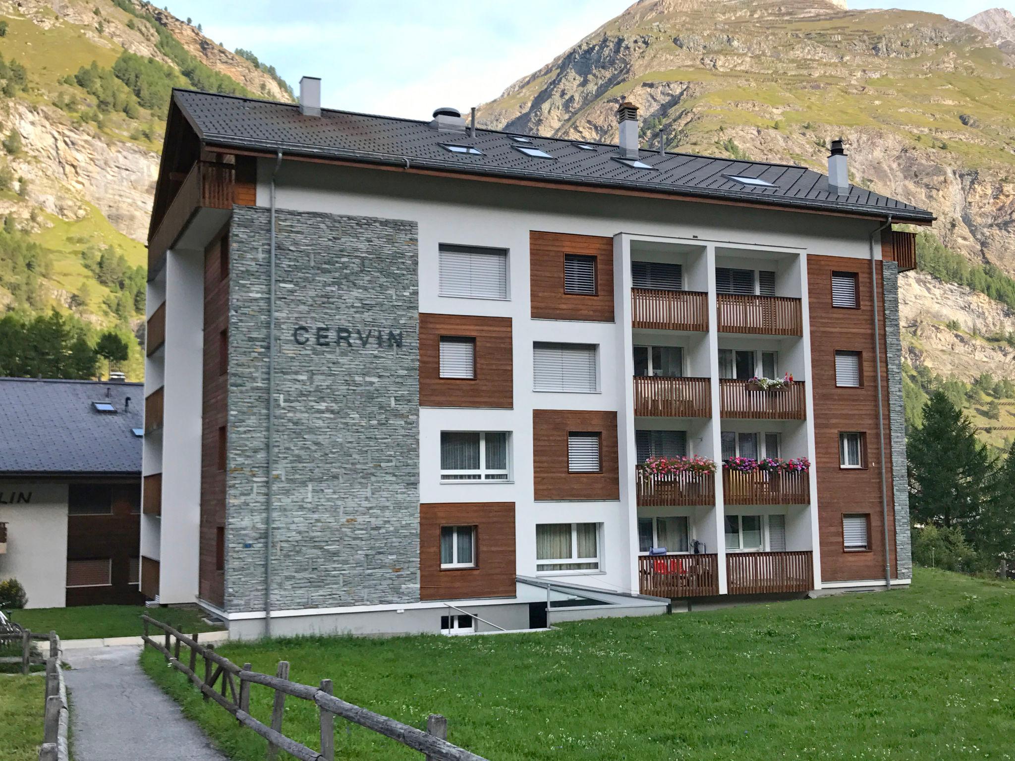 Foto 15 - Apartamento de 2 quartos em Zermatt