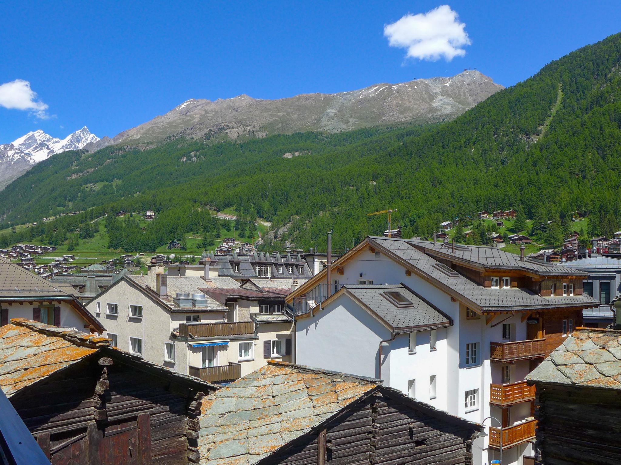 Foto 10 - Haus mit 2 Schlafzimmern in Zermatt mit blick auf die berge