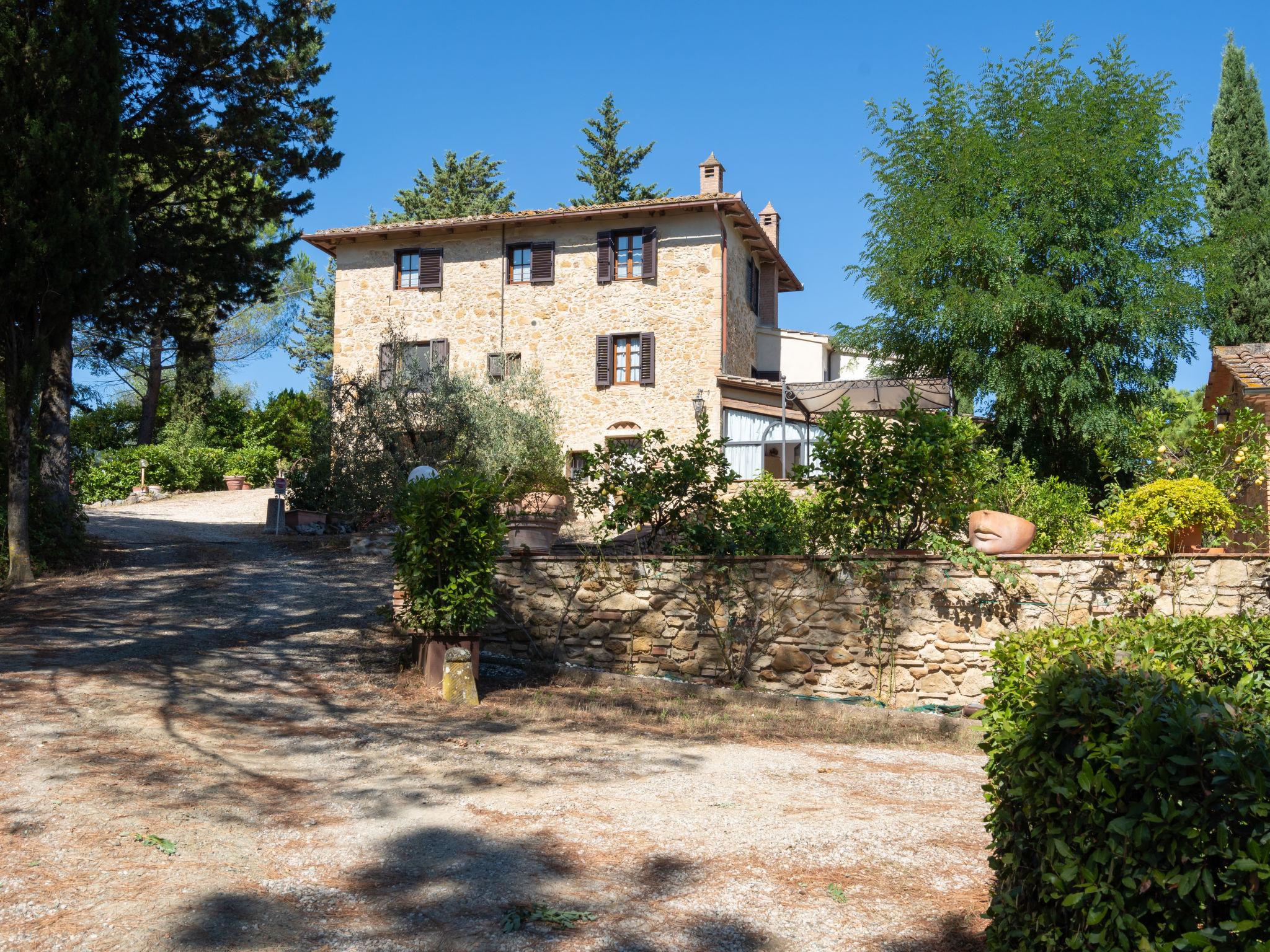 Foto 30 - Casa con 3 camere da letto a San Gimignano con piscina privata e giardino