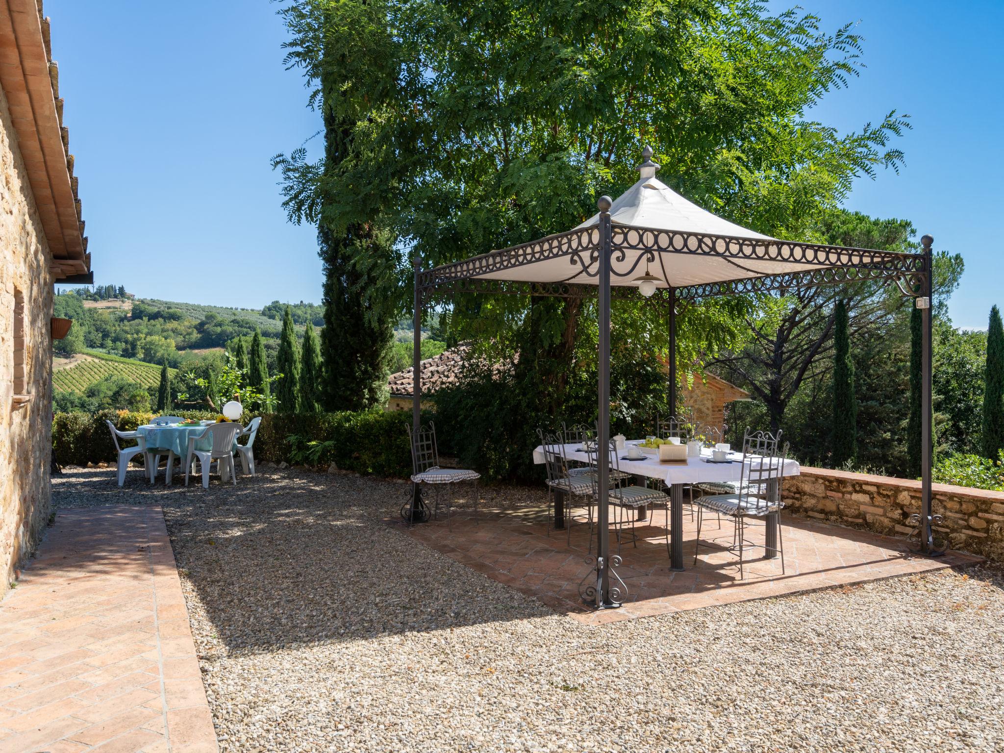 Foto 39 - Casa con 3 camere da letto a San Gimignano con piscina privata e giardino