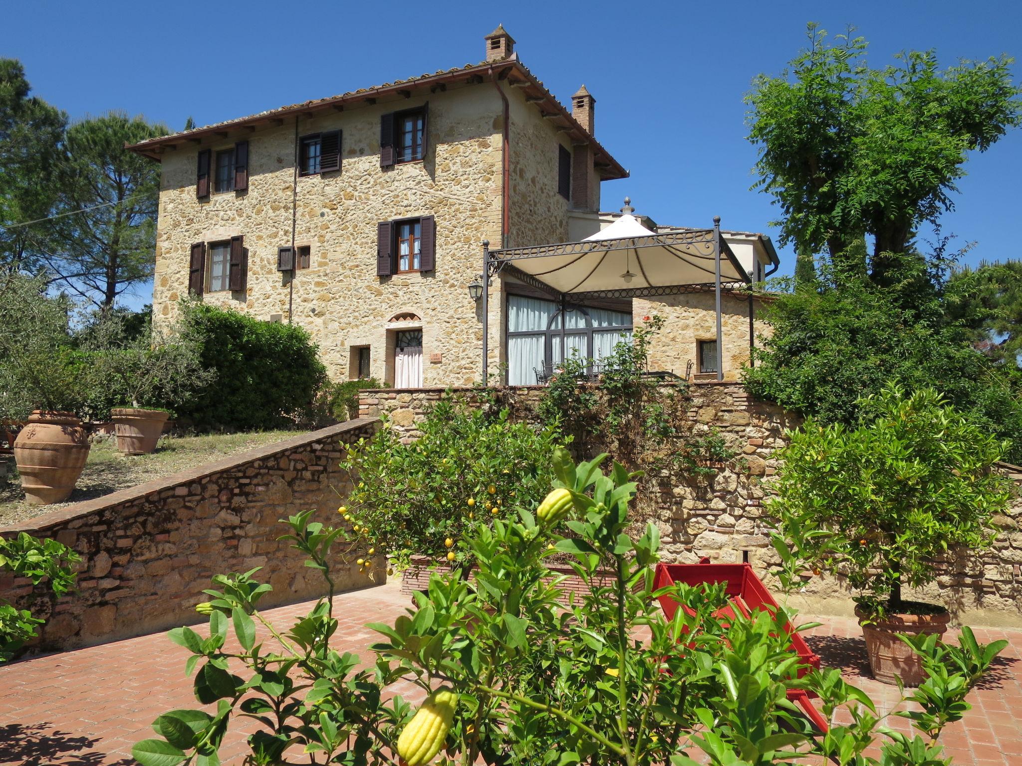 Foto 1 - Casa de 3 quartos em San Gimignano com piscina privada e jardim