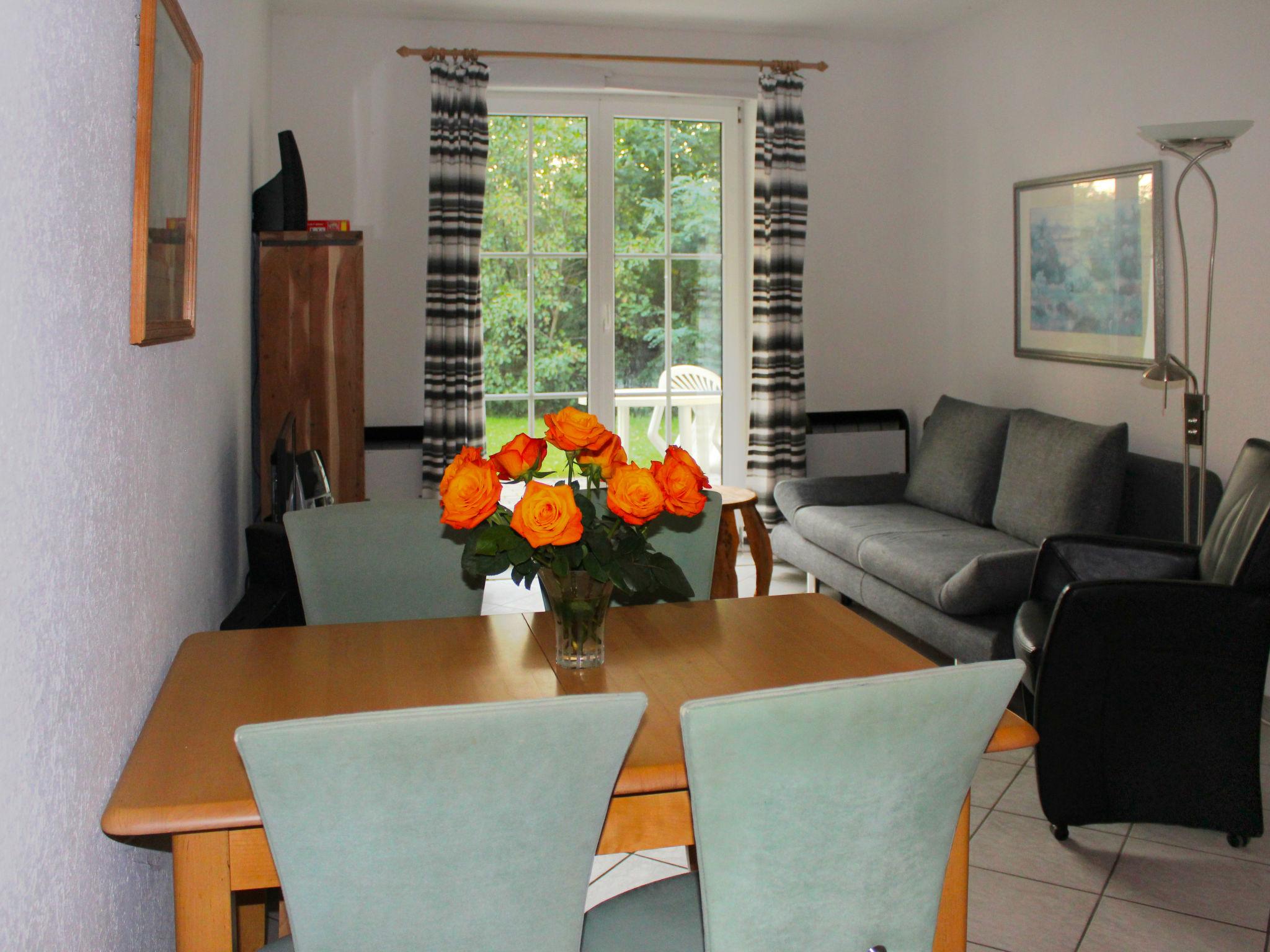 Photo 3 - 1 bedroom Apartment in Insel Poel with garden and sea view