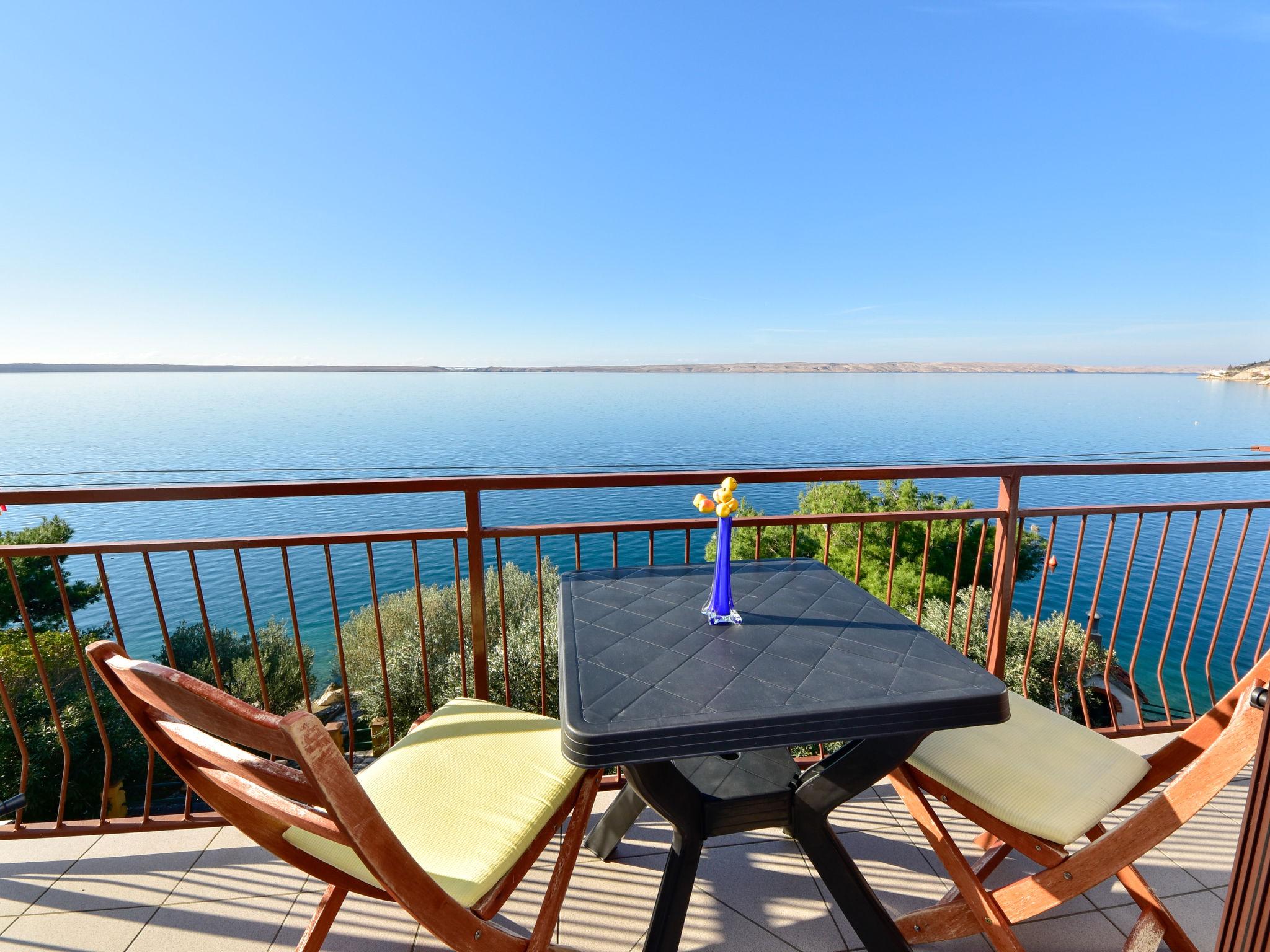 Foto 1 - Apartamento de 1 habitación en Starigrad con terraza y vistas al mar