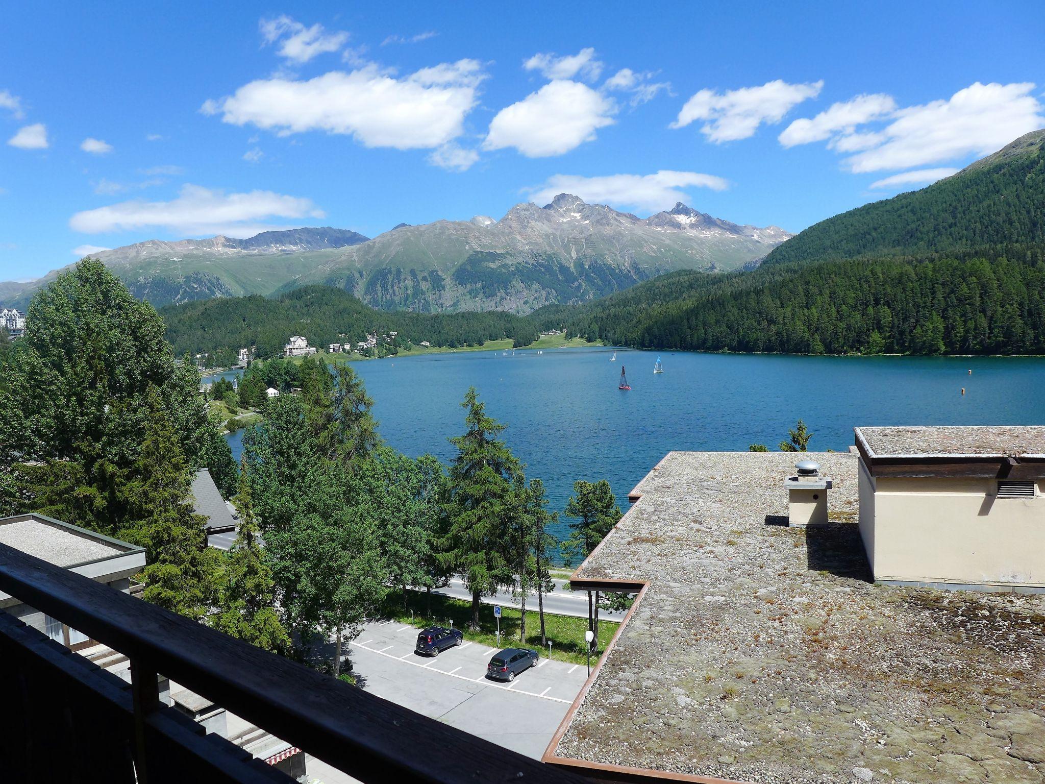 Foto 21 - Apartment mit 4 Schlafzimmern in Sankt Moritz mit blick auf die berge