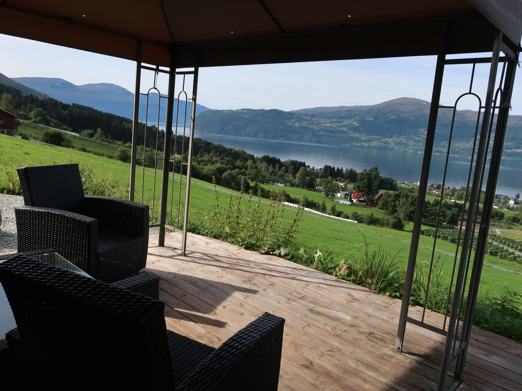 Photo 14 - 2 bedroom House in Stryn with garden and terrace