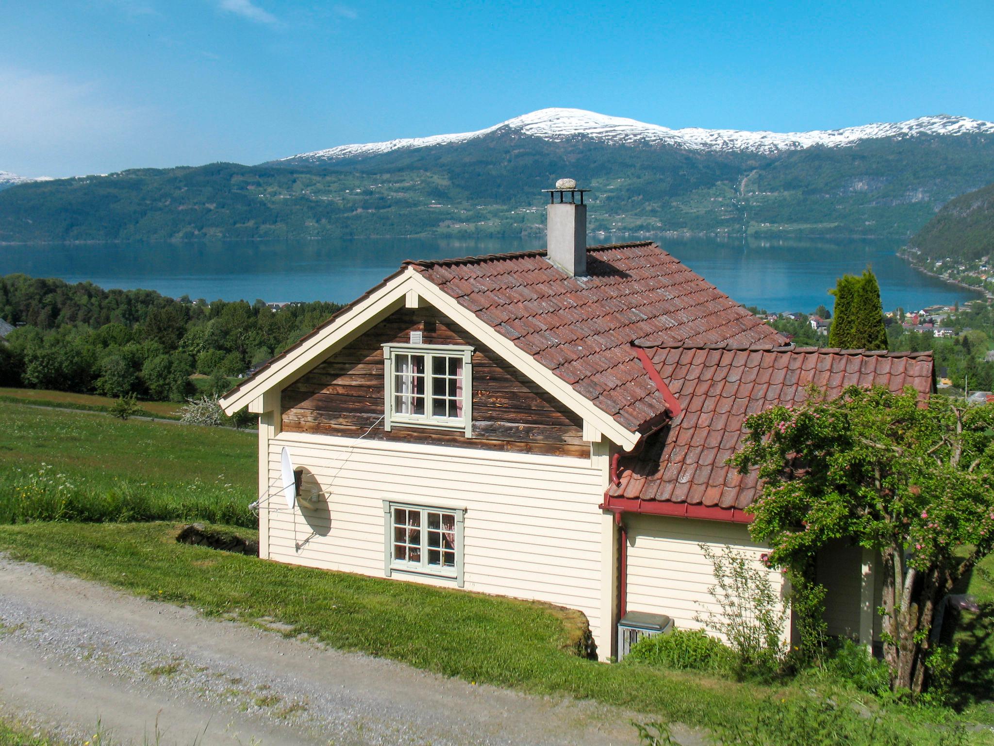 Photo 1 - 2 bedroom House in Stryn with garden and terrace