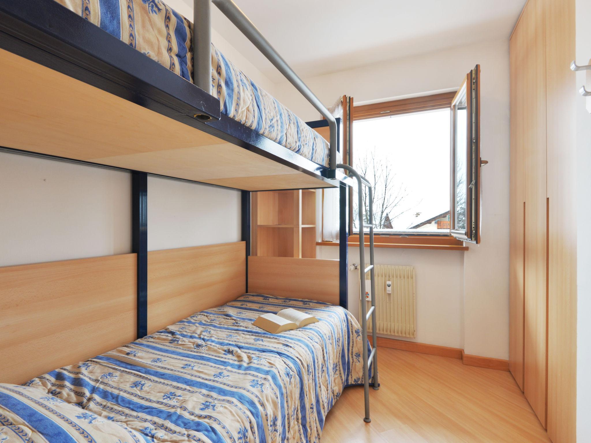 Foto 16 - Apartment mit 3 Schlafzimmern in Canazei mit terrasse und blick auf die berge