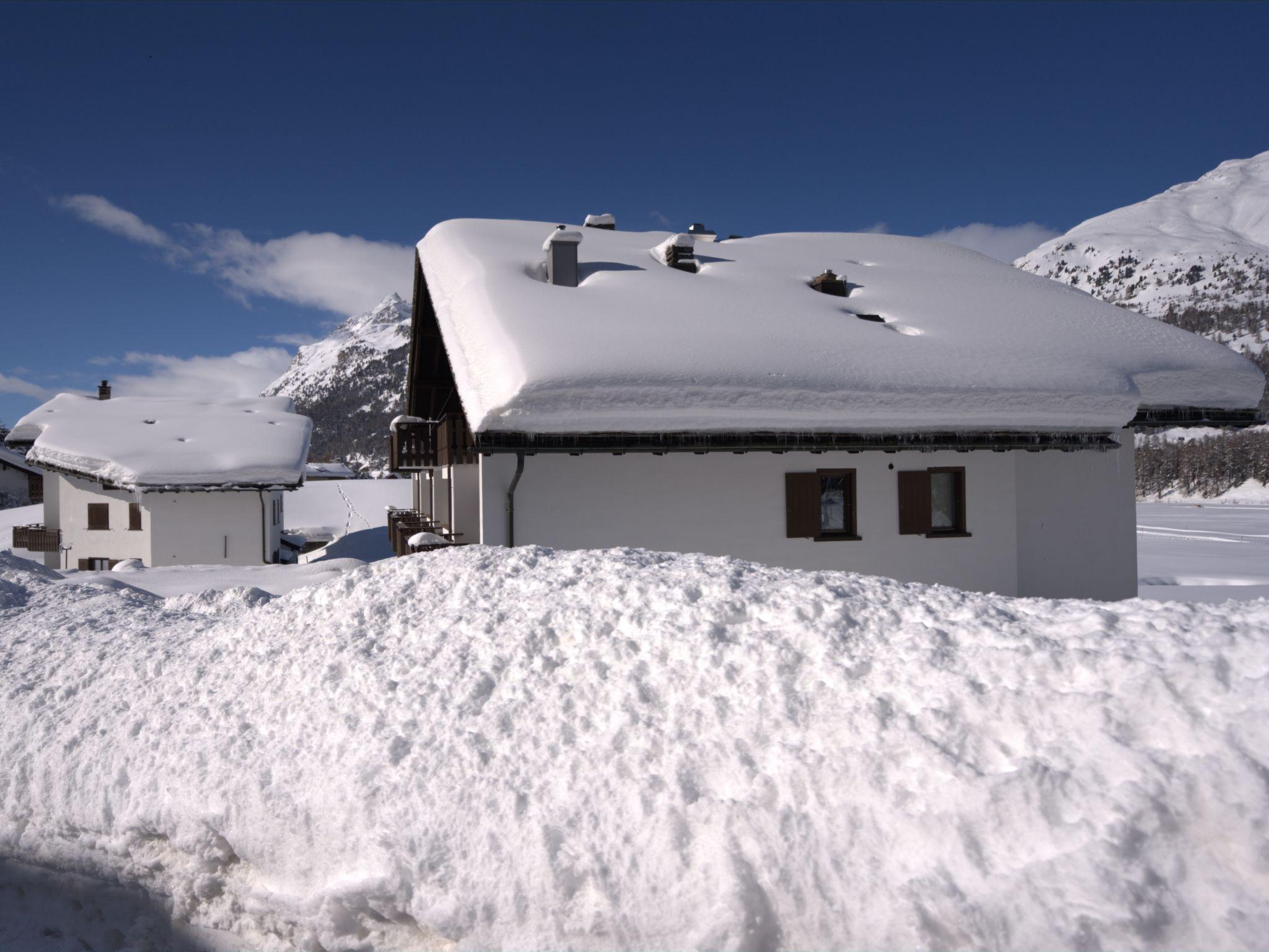 Photo 25 - Appartement de 2 chambres à Silvaplana avec vues sur la montagne