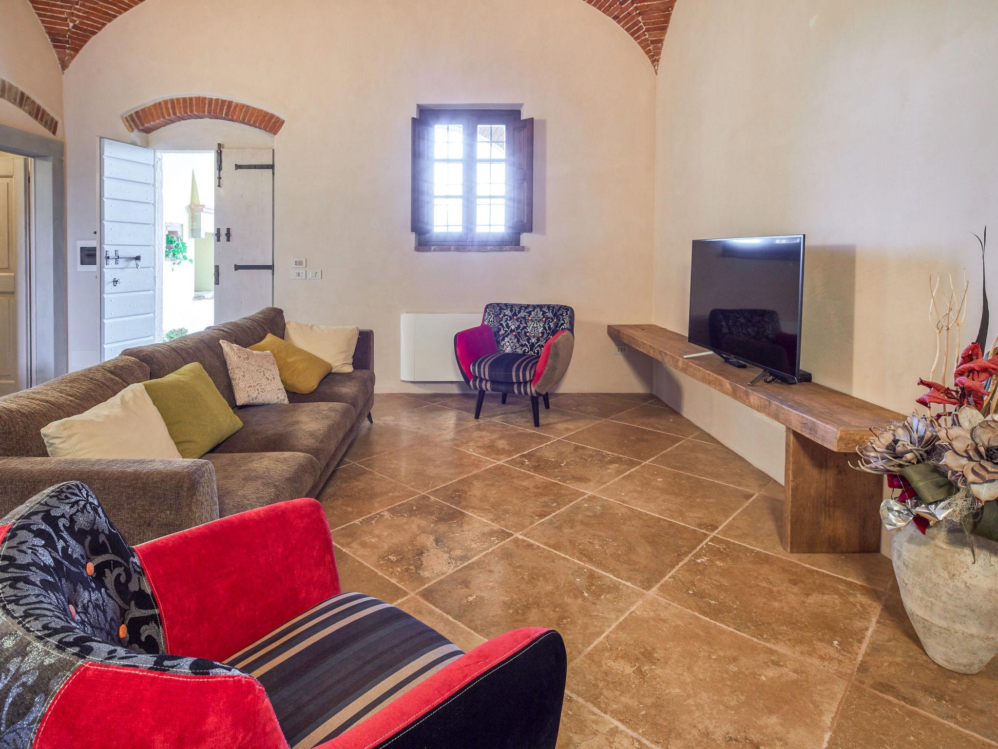 Photo 5 - 8 bedroom House in Monte San Savino with private pool and garden