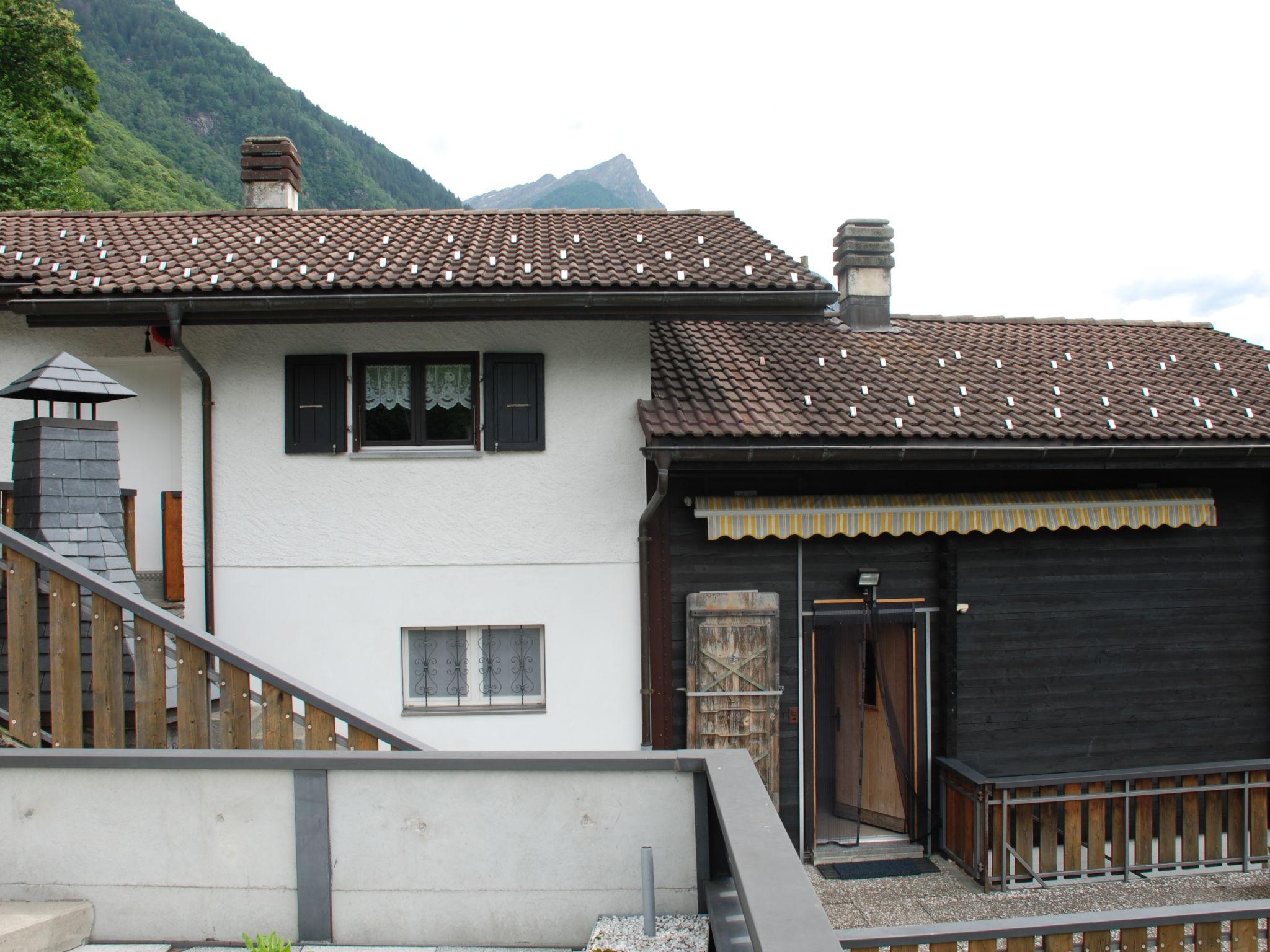 Foto 12 - Casa de 3 habitaciones en Serravalle con piscina privada y vistas a la montaña