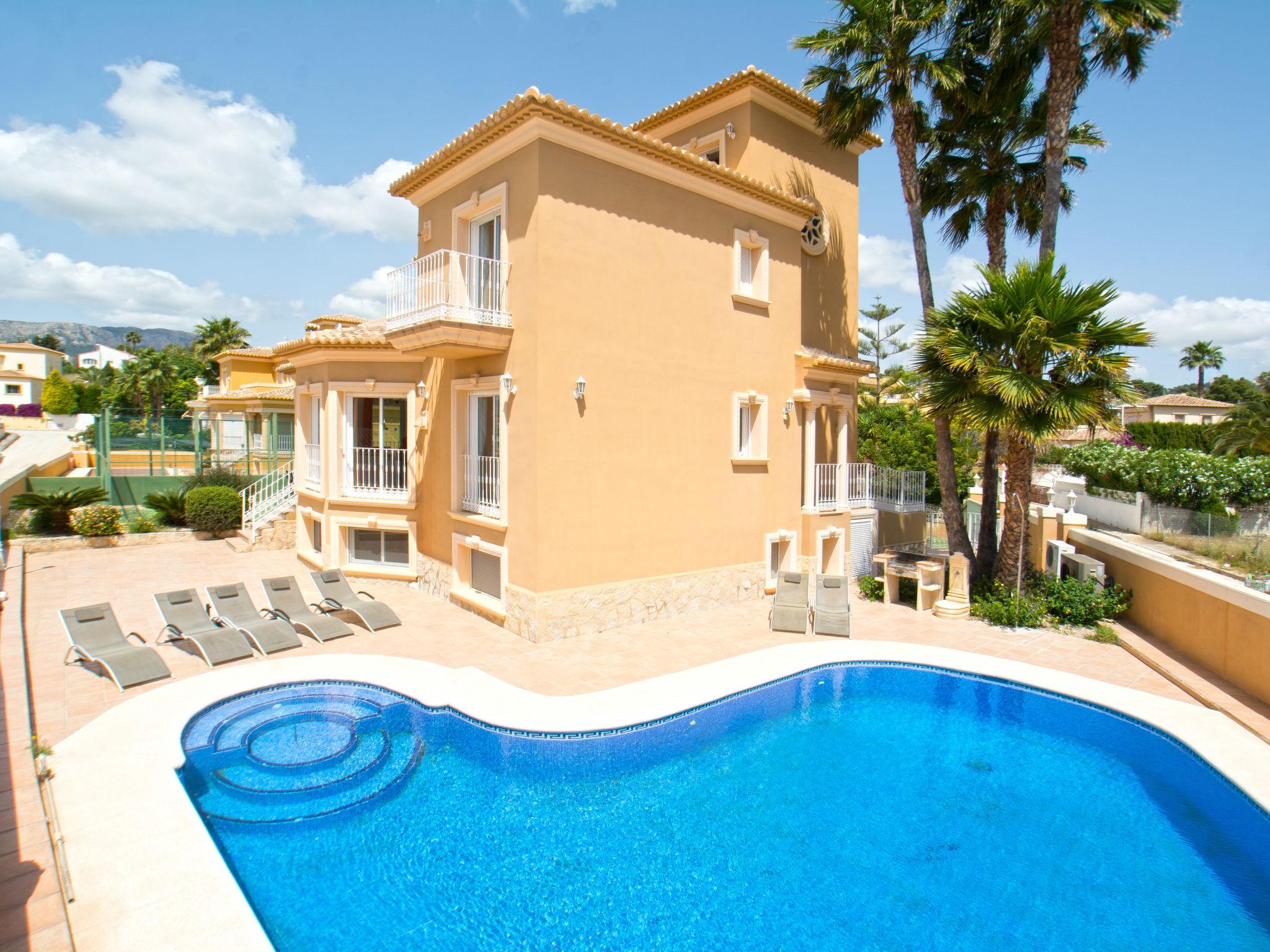 Foto 1 - Casa de 8 habitaciones en Calpe con piscina privada y vistas al mar