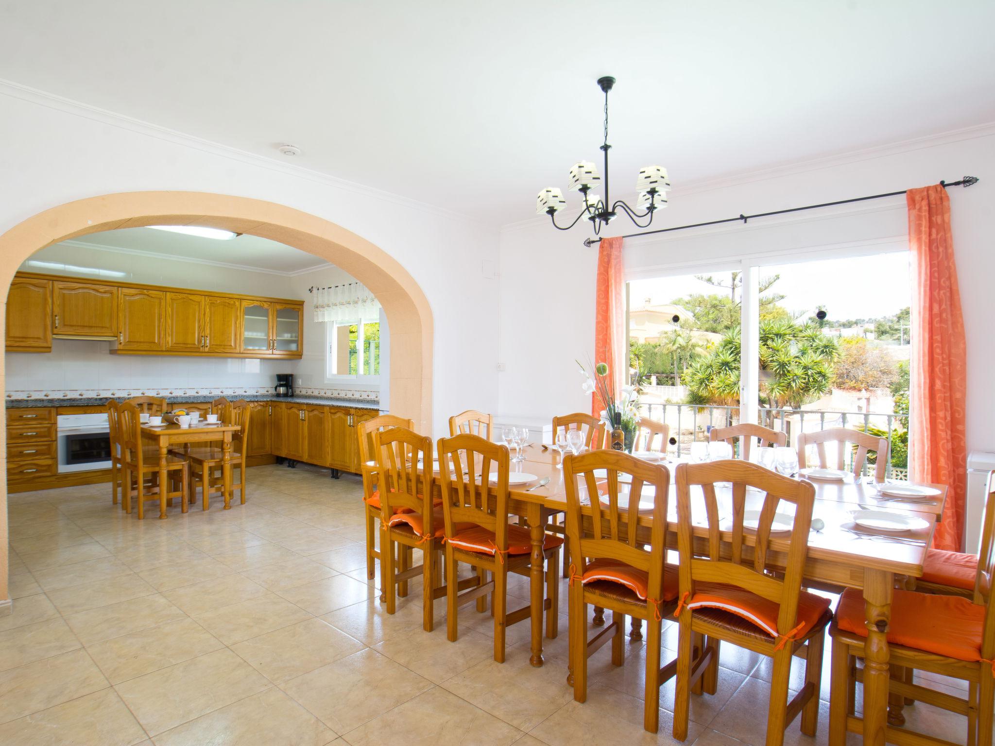 Photo 4 - Maison de 8 chambres à Calp avec piscine privée et vues à la mer