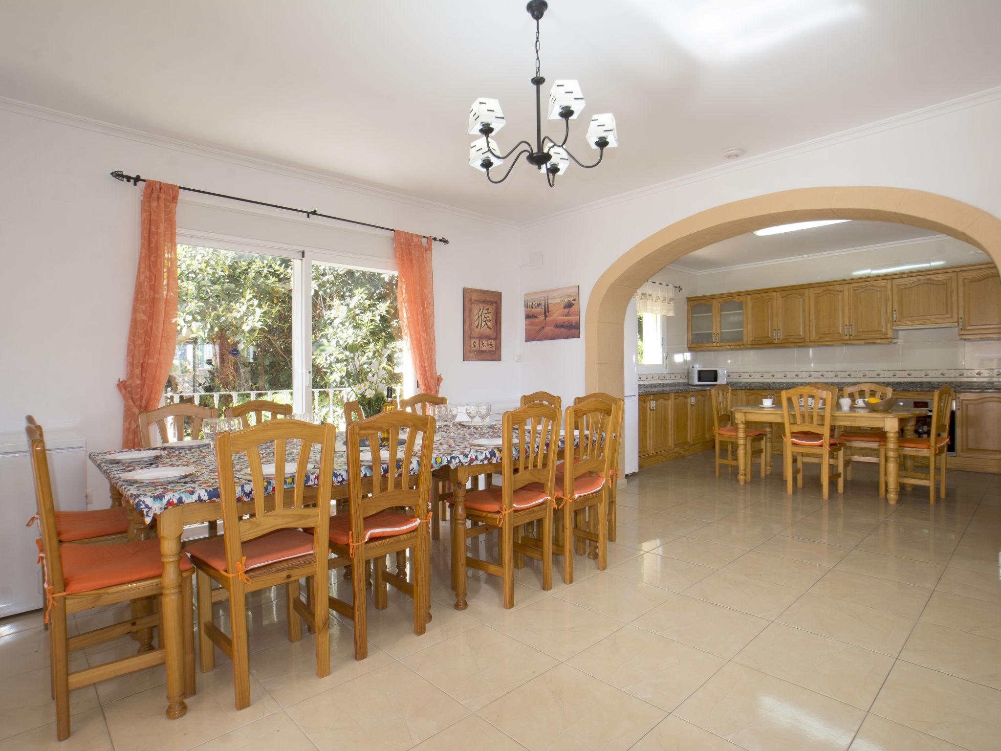 Photo 4 - Maison de 7 chambres à Calp avec piscine privée et vues à la mer