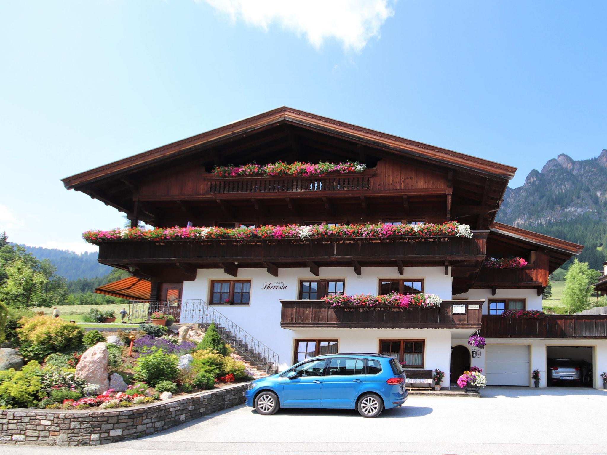 Foto 1 - Apartamento de 3 habitaciones en Alpbach con jardín